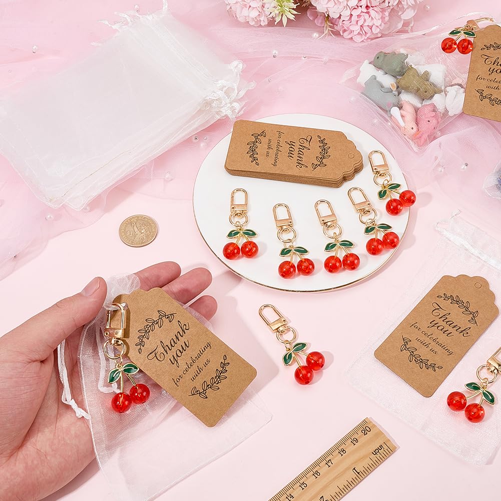 CRASPIRE 24 Set Portachiavi Ciliegia Rossa all'Ingrosso Bomboniera Regali di Nozze con Sacchetto di Organza Etichetta di Ringraziamento Portachiavi di Frutta Ciondolo Accessori Regalo Souvenir
