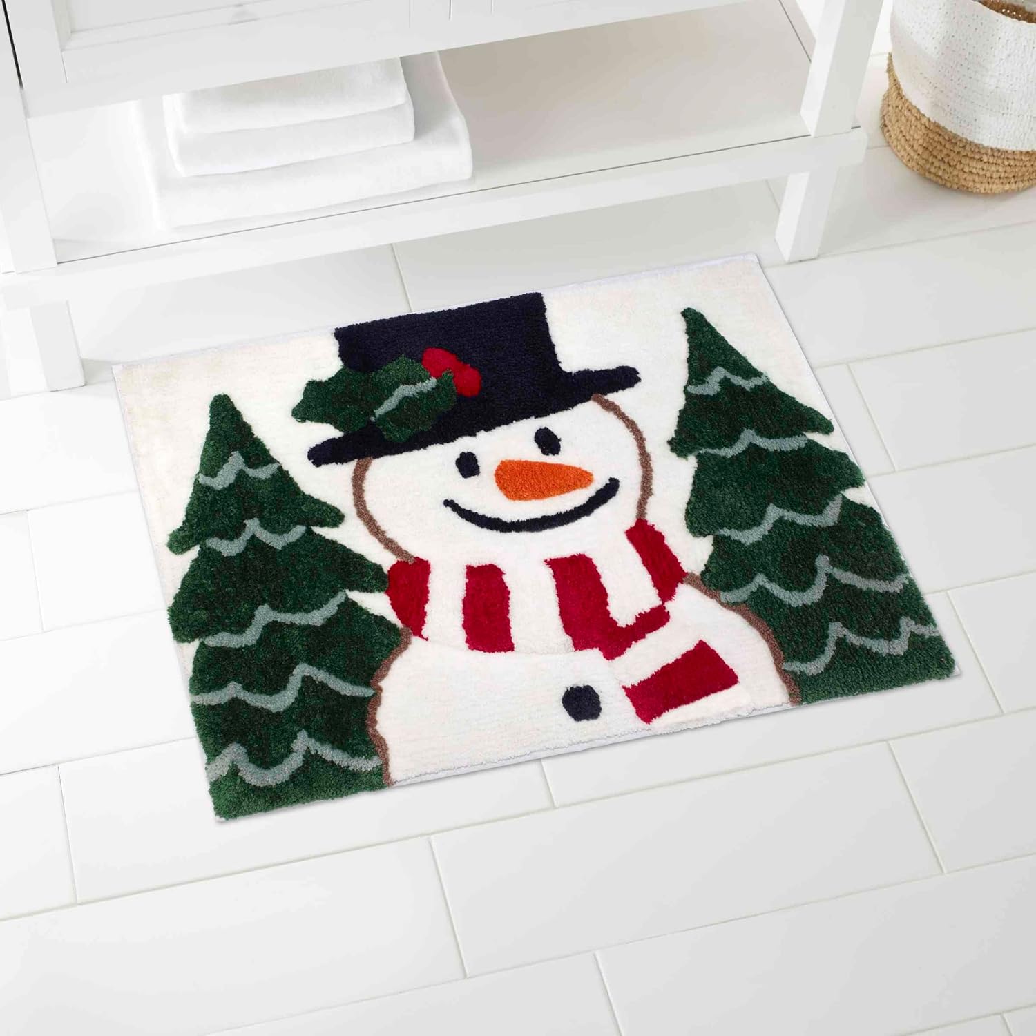 Avanti Linens - Bath Rug, Soft & Absorbent Bath Mat with Non-Skid Backing, Christmas Decorations, 20" x 30" (Winter Snowman Collection)