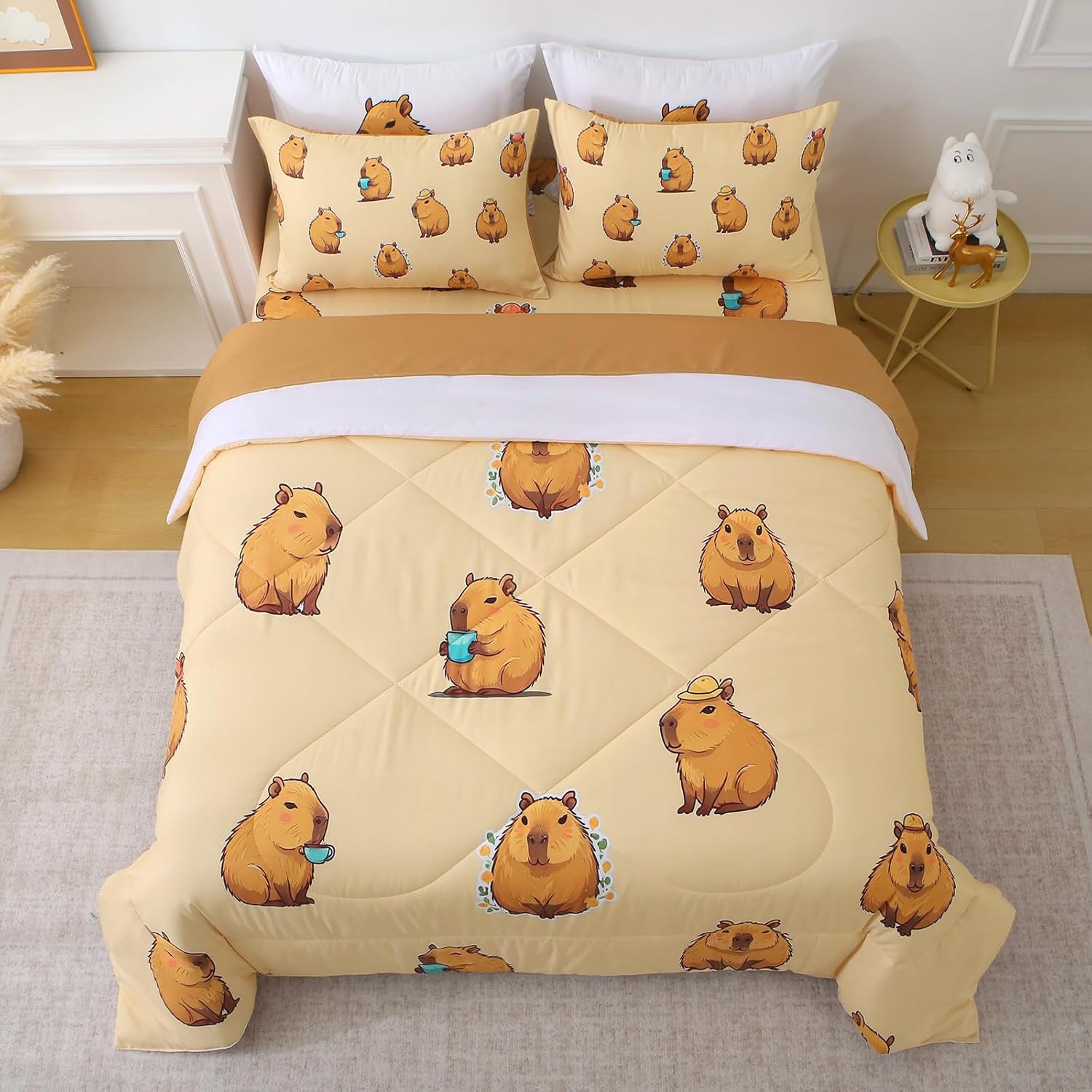 Wajade Capybara Comforter Set 7 Piece Cute Brown Animal Bedding Set Capybara for Boys Girls Room Decoration Queen Size with Sheet and 2 Pillowcases 2 Pillow Shams Cute Bed in a Bag as Birthday Gift