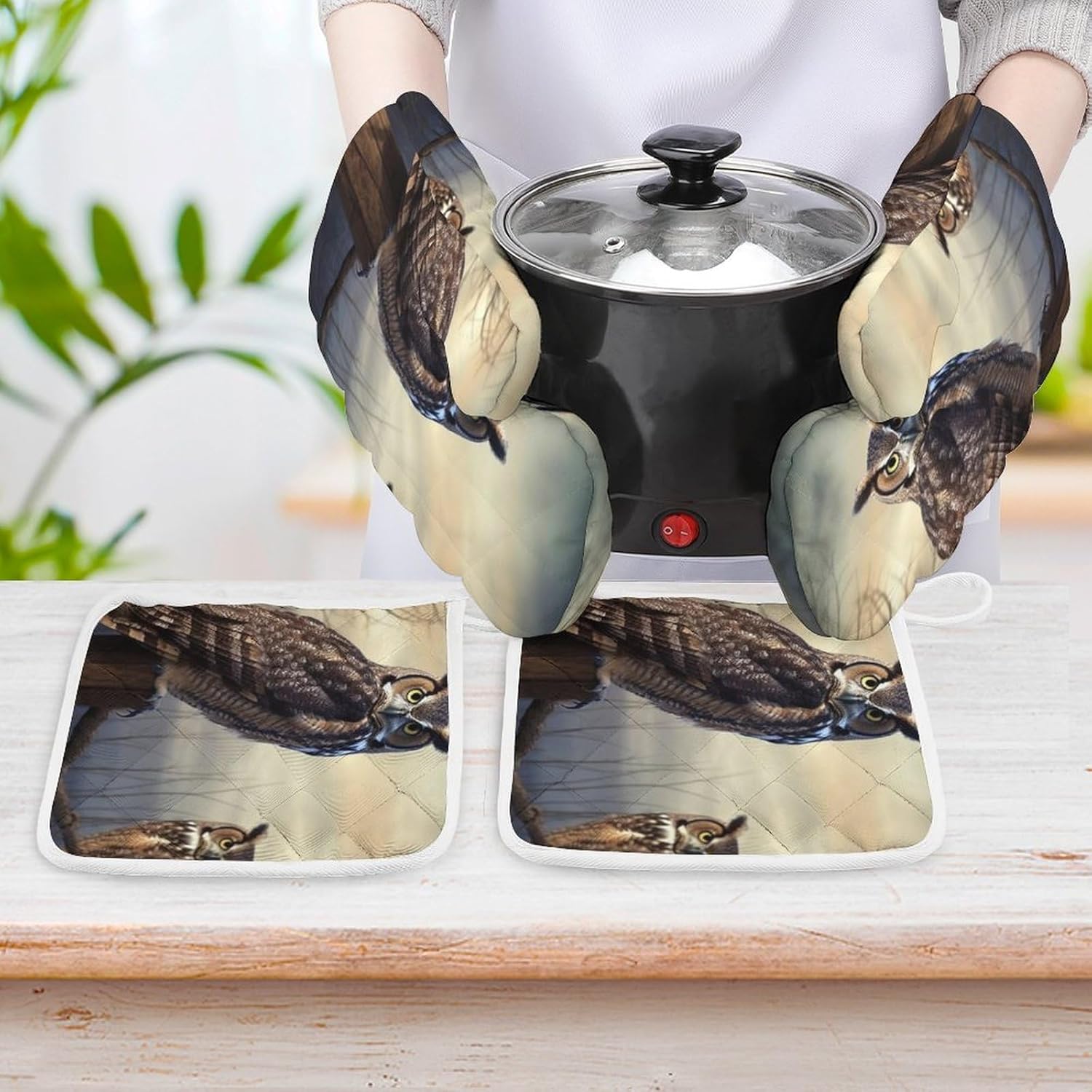 4-Piece Oven Mitts and Pot Holders Set Owl Sitting Tree Fence Printed Heat-Resistant Polyester Kitchen Gloves and Potholders Comfortable & Durable for Cooking Baking and Grilling