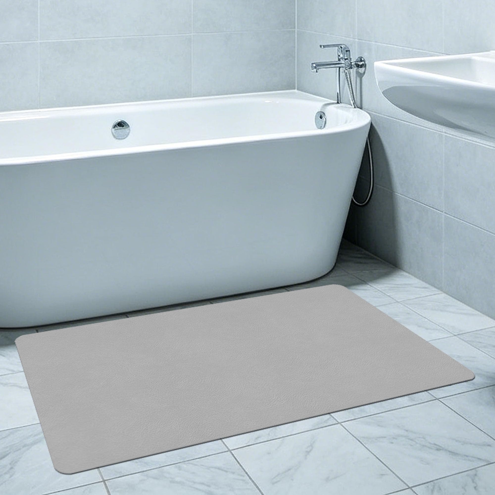 Badezimmerteppich 50 x 85 cm rutschfest Saugstarke Badezimmerteppich Pflegeleicht für Dusche, Badewannen, Wc Deko, Hellgrau