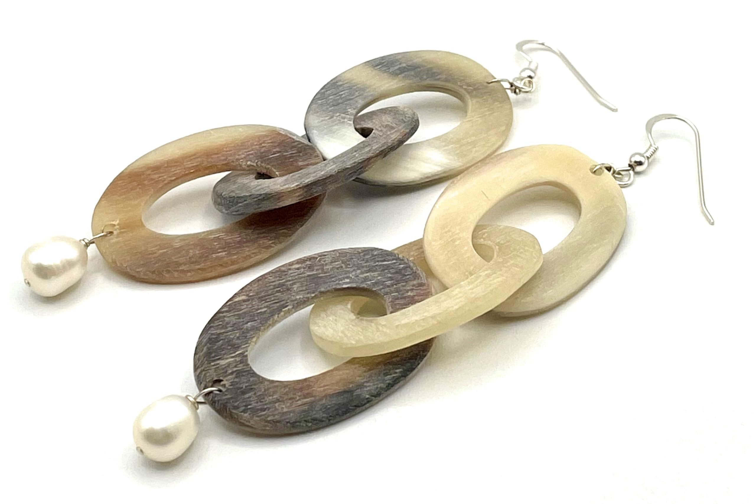 Orecchini con Corno e Perle Bianche Naturali, Pendenti Lunghi in Argento 925, Gioielli Pietre Dure, Regalo Compleanno per Lei, Bijoux