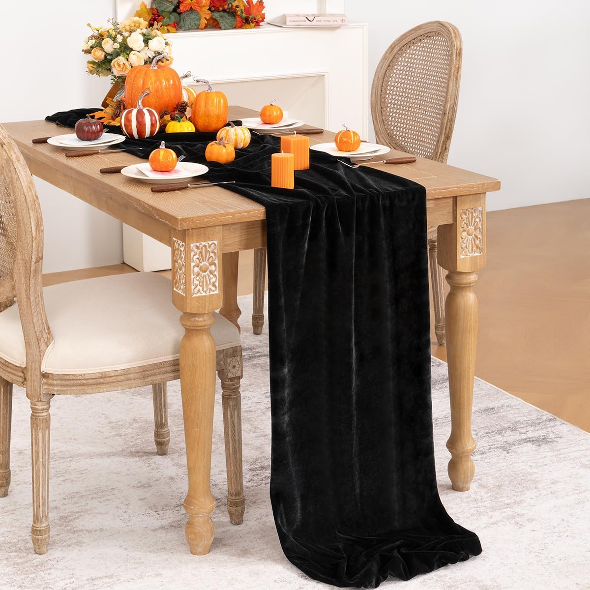 DeZerlor Velvet Table Runner Christmas Table Runner 20 x 120 Inch Luxurious Elegant Velvet Fabric Table Decorations for Xmas Dinner Holiday Wedding Bridal Baby Shower, Black（3 Pack）