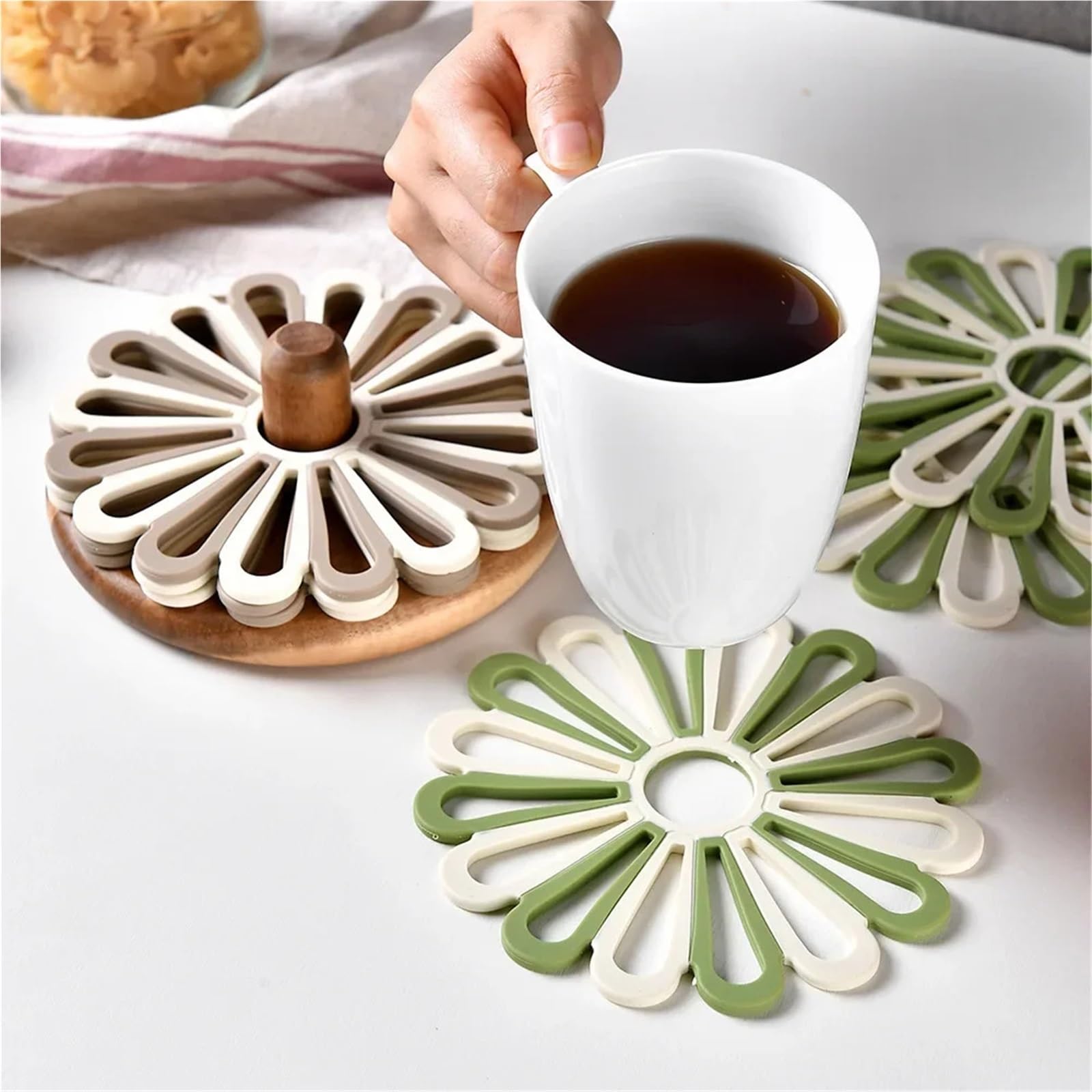 Dessous de Plat Silicone 6 Sets de Table en Silicone Relief Fleurs