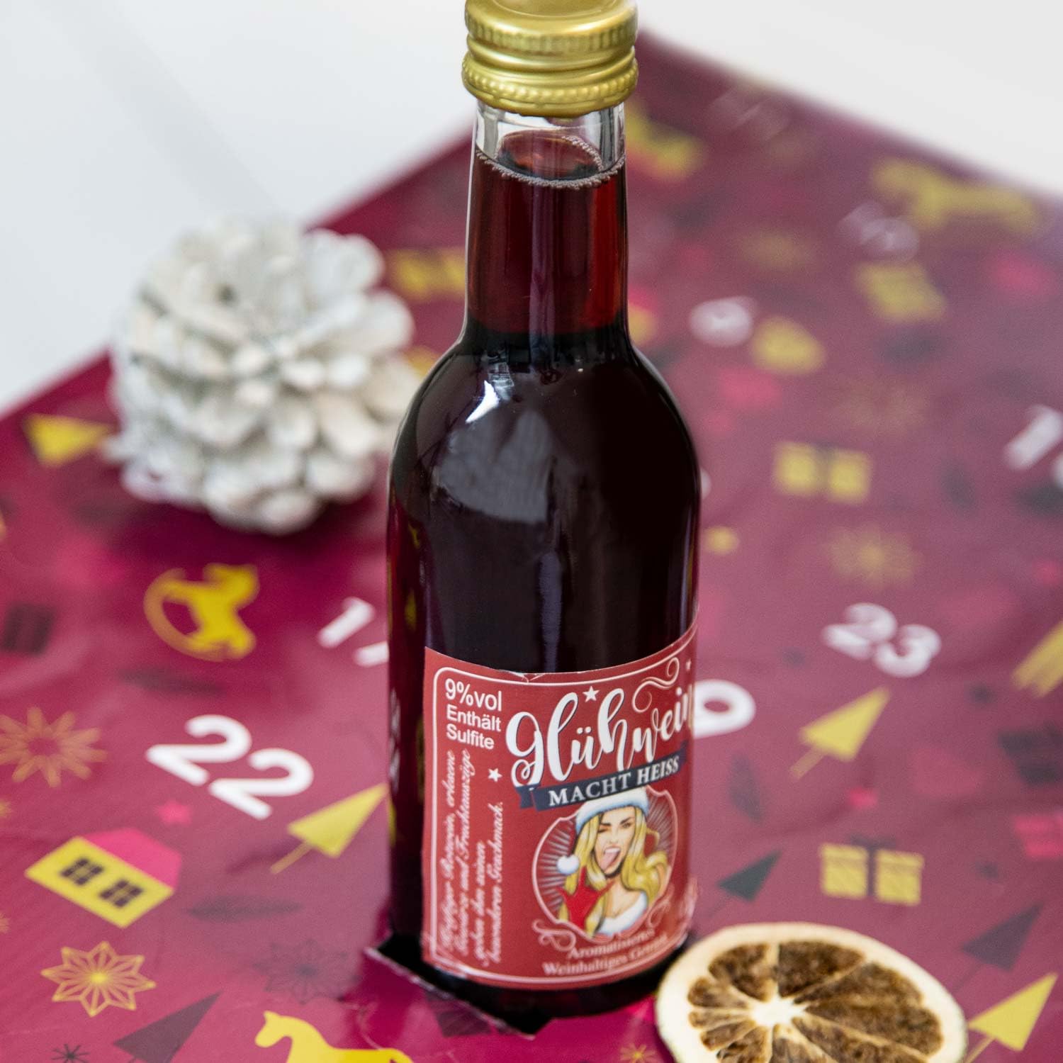 Glühwein Adventskalender, 24 verschiedene Sorten á 250ml (= 6 Liter), Glühwein Set, Probierbox - Pfefferdieb®