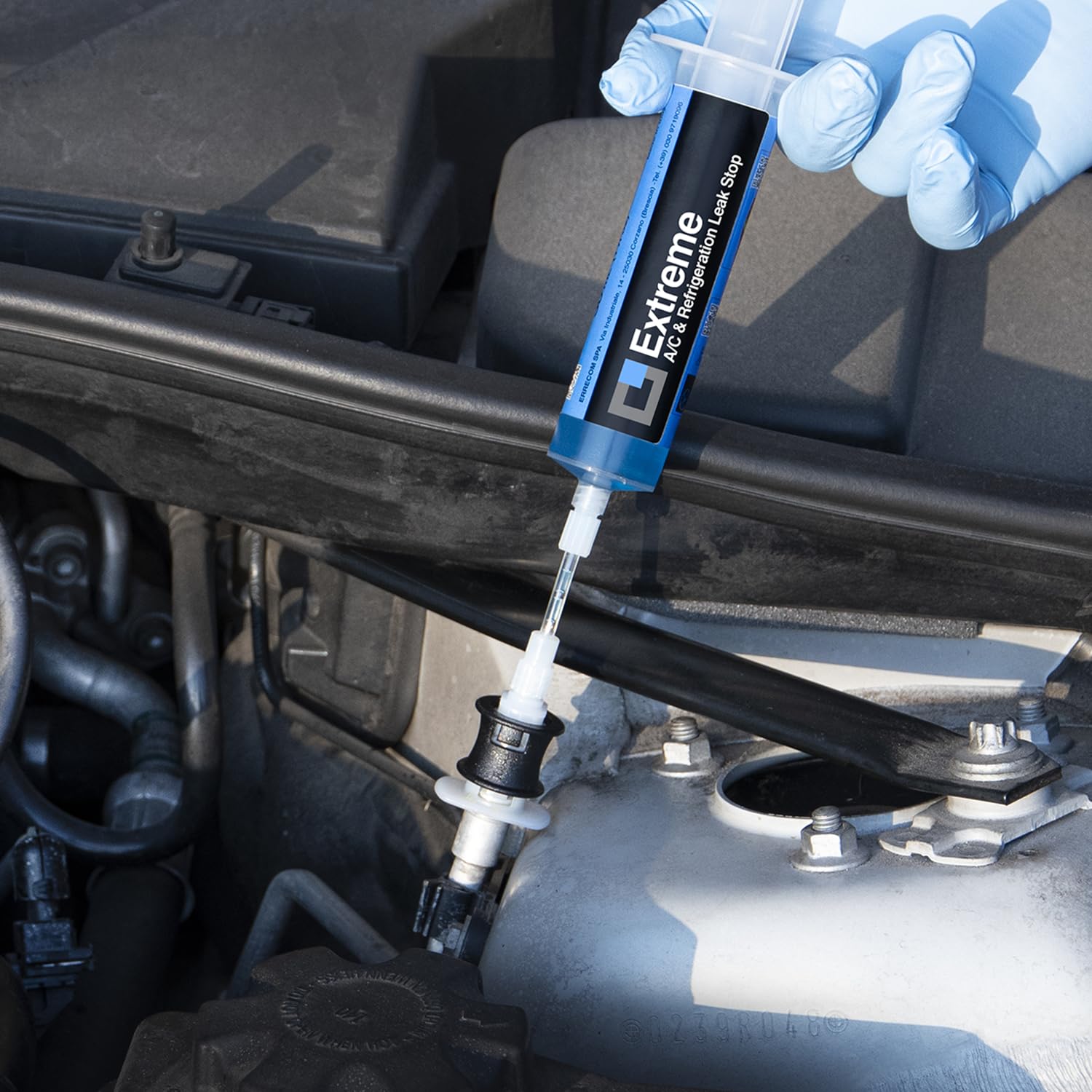 ERRECOM Extreme - 30 ml, Sellador de Fugas para Sistemas de Aire Acondicionado con adaptadores 1/4 SAE y 5/16 (R410a, R32) y Sistemas A/A Automóviles con adaptador R134a y R1234yf