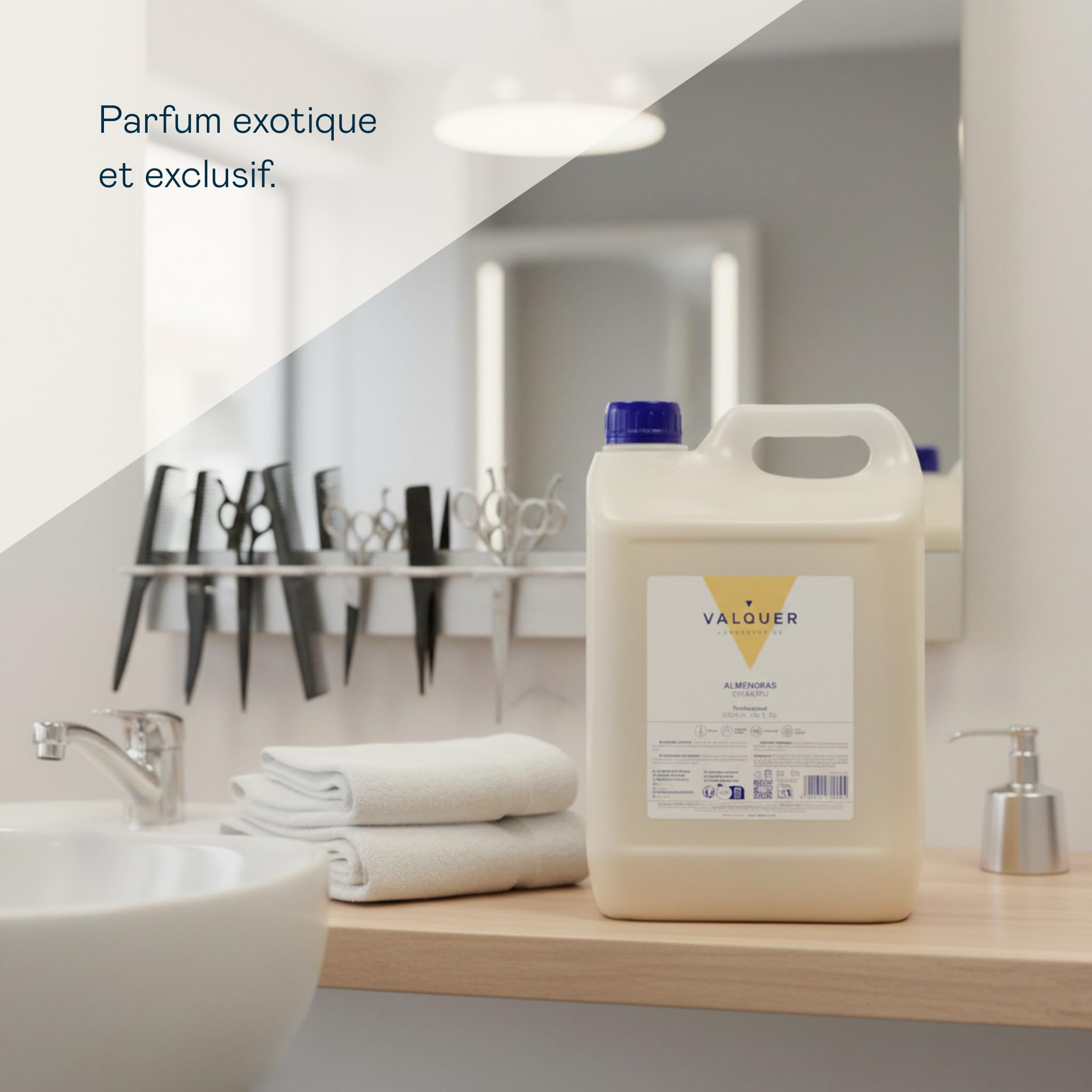 VALQUER Shampoing Professionnel Amande Douce 5L - Shampoing Usage Fréquent Vegan Sans Silicones, Tous Types de Cheveux, Grand Format pour Salon de Coiffure et Usage Intensif