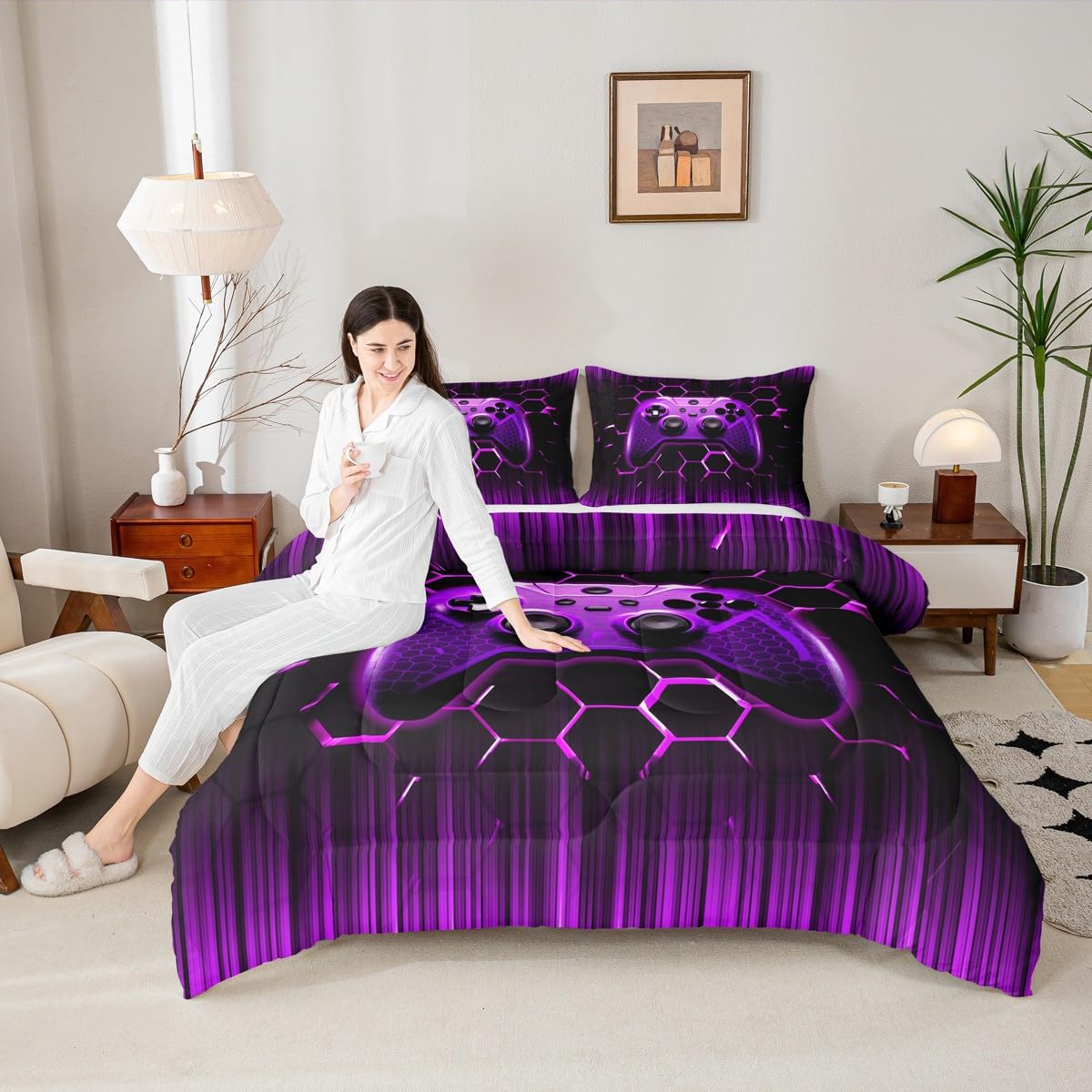 Manfei Geometric Gamepad Comforter Set Twin Size, Modern Gamer Bedding Set 2pcs for Kids Boy Girls Game Room Decor, Purple Honeycomb Gaming Down Comforter Videogame Quilt Set with 1 Pillowcase