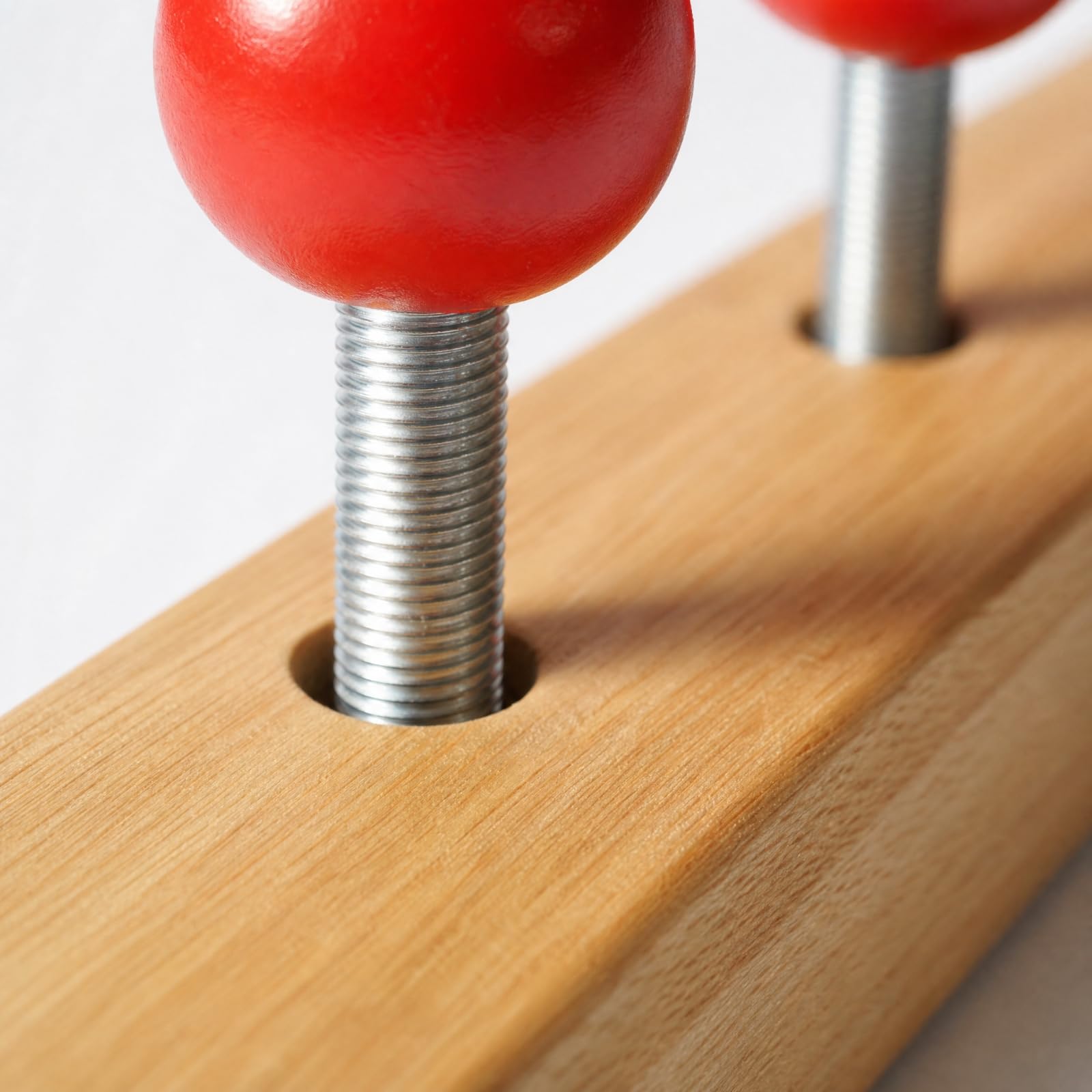 Tavola con Viti in Legno Interattivo Gioco con Manopole e Aste Filettate Durevole Busy Board per Scuola Parentale