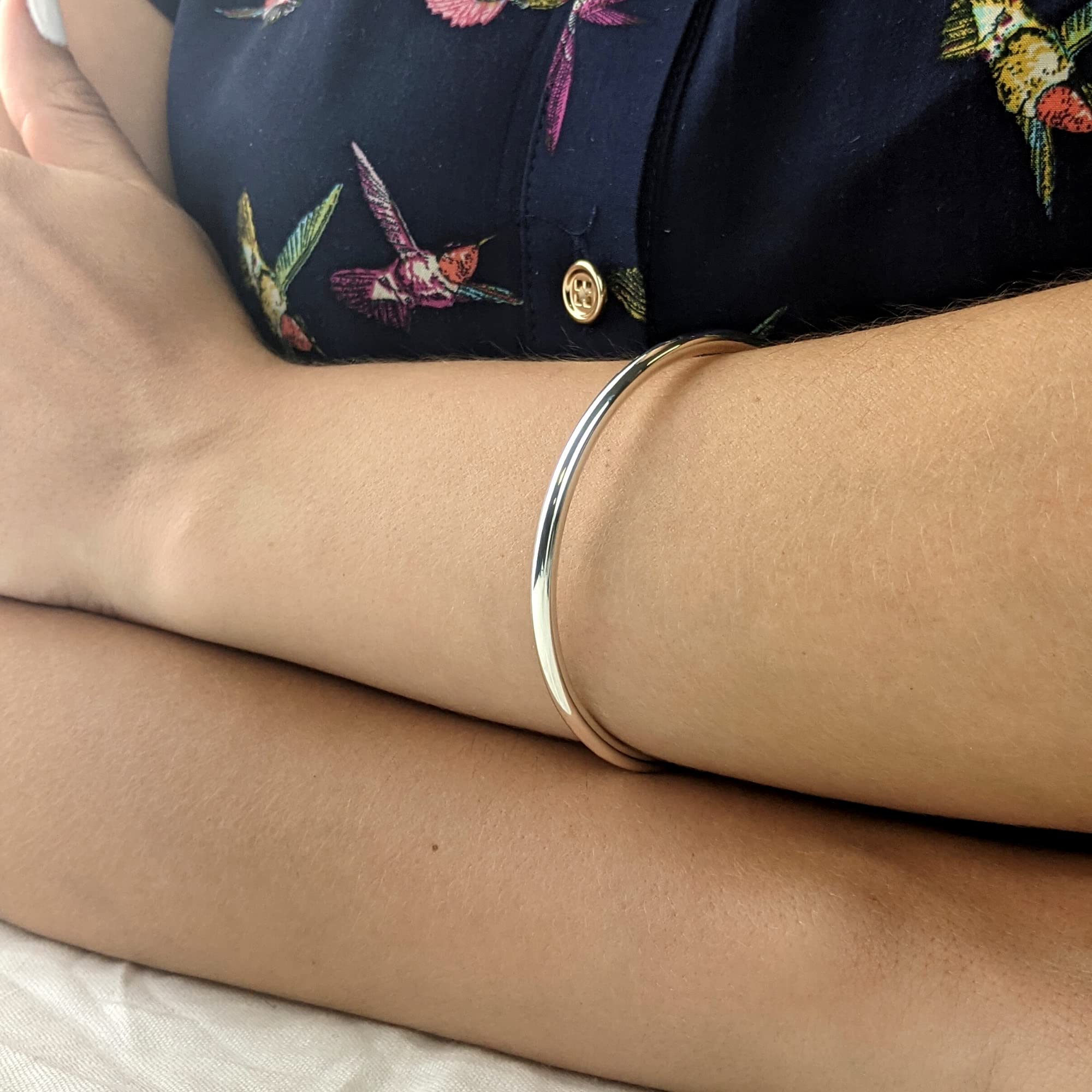 Silverly Classico Bracciale in Argento Massiccio 925 per Figlia Adolescente | Braccialetti in Argento con Tubo Rotondo da 4mm per Donna | Bracciale Minimalista in Argento Sterling