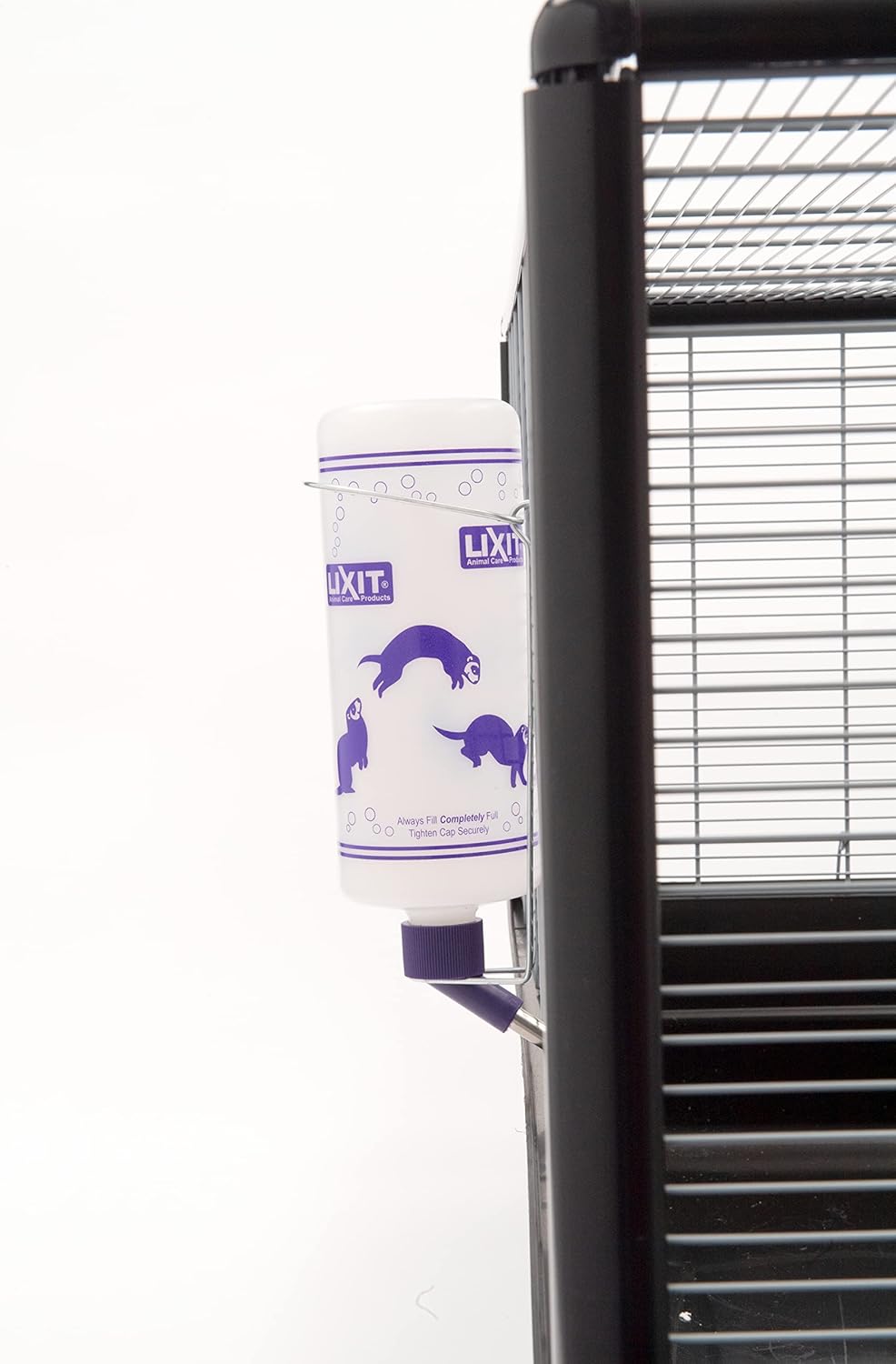 Lixit 32oz Weather Resistant Water Bottles with Heavy Duty Mount for