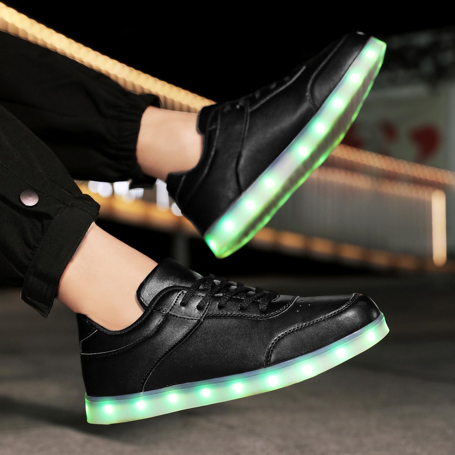 JEVRITE Tenis unisex con luz LED, carga USB para mujeres y hombres, zapatos para parejas