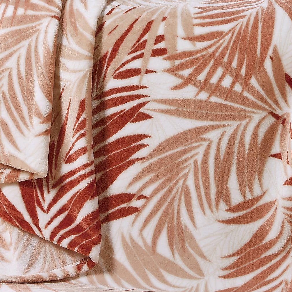 VCNY Decorative Throw Blanket: Large Lush Palm Leaf Design Accent for Couch or Bed, Colors: Green Blue White