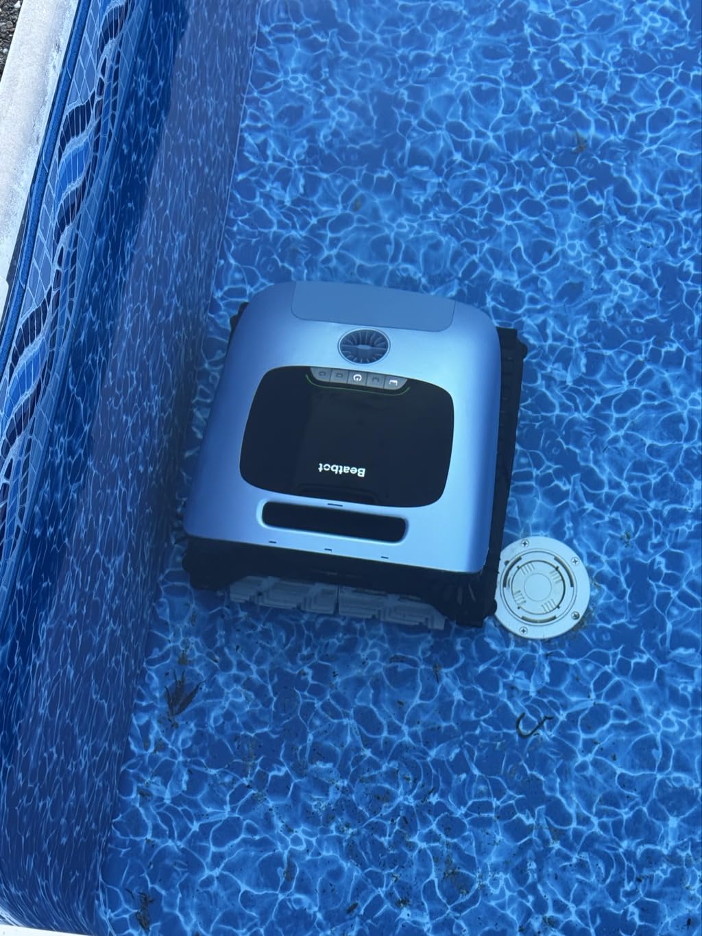 Beatbot AquaSense 2 Ultra Cordless Robotic Pool Cleaner for Complex Pools, Pool Mapping with AI Camera, 5-in-1 Cleaning, Smart Surface Parking, Pool Skimmer, Water Clarification – Midnight Blue photo review