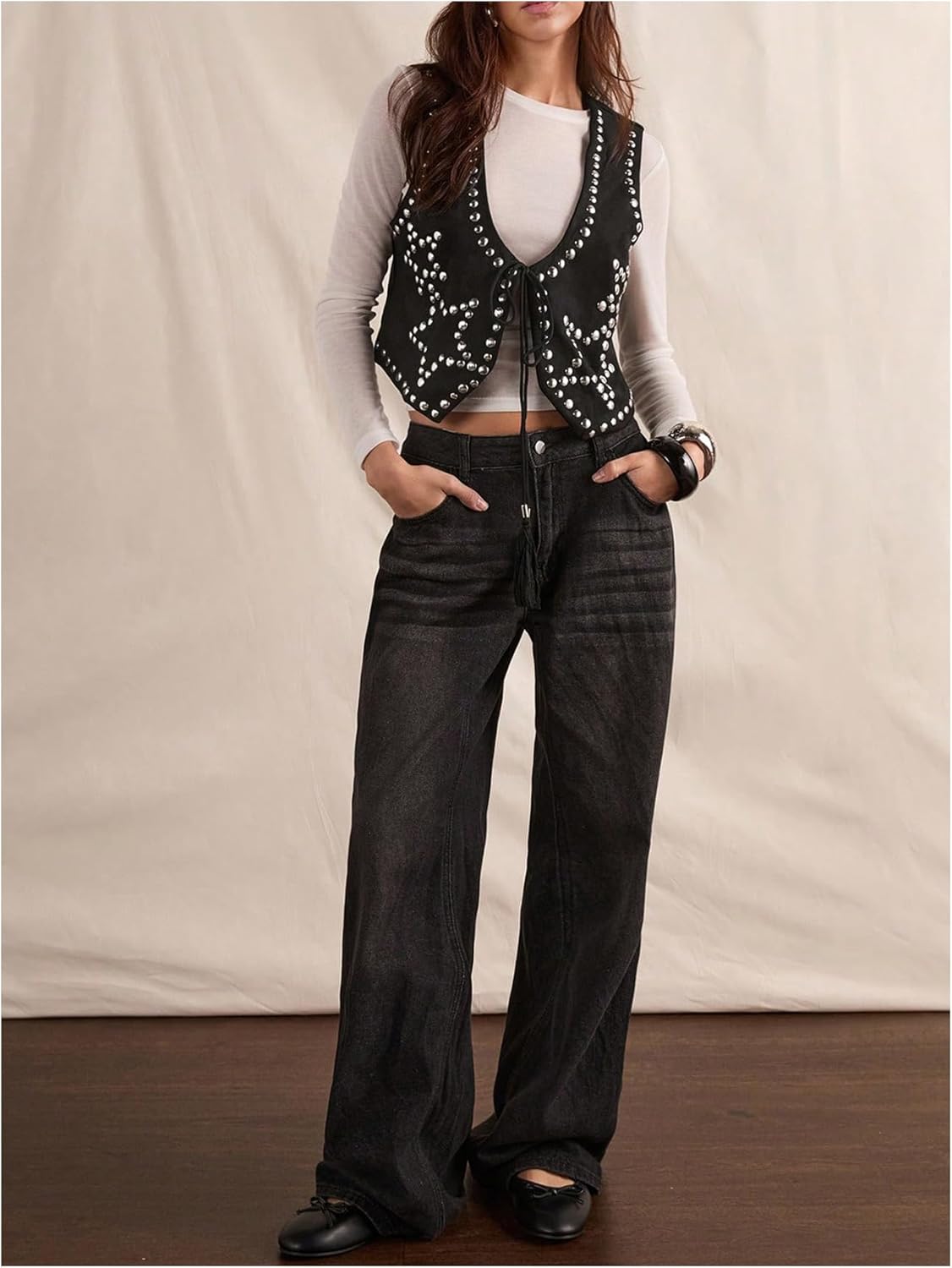 WDIRARA Women's Rivet Star Tie Front Vest Sleeveless V Neck Tank Tops Punk Waistcoat - Image 5