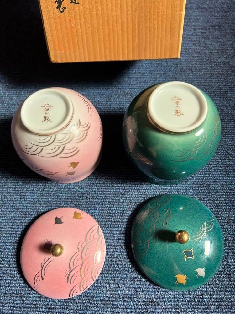 2074 深川製磁　果実模様　湯呑　10客　金彩 2074 深川製磁 果実模様 湯呑 10客 金彩 美術品・アンティーク