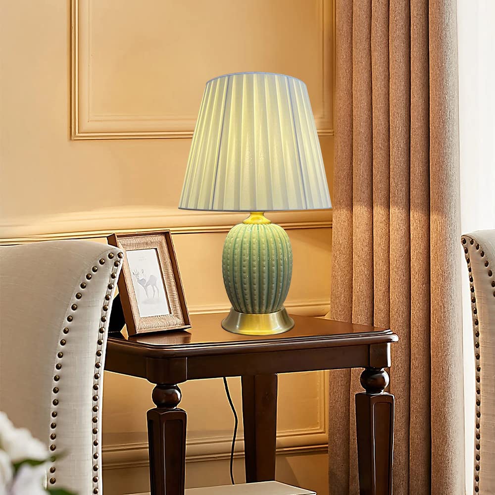 Mengjay Lusso Lampada da Tavolo in Ceramica Camera da Letto Decorazione Luce Lampada da Comodino Paralume in Tessuto Bianco E27 Lampade da Scrivania Soggiorno Camera da Letto Studio (Green)