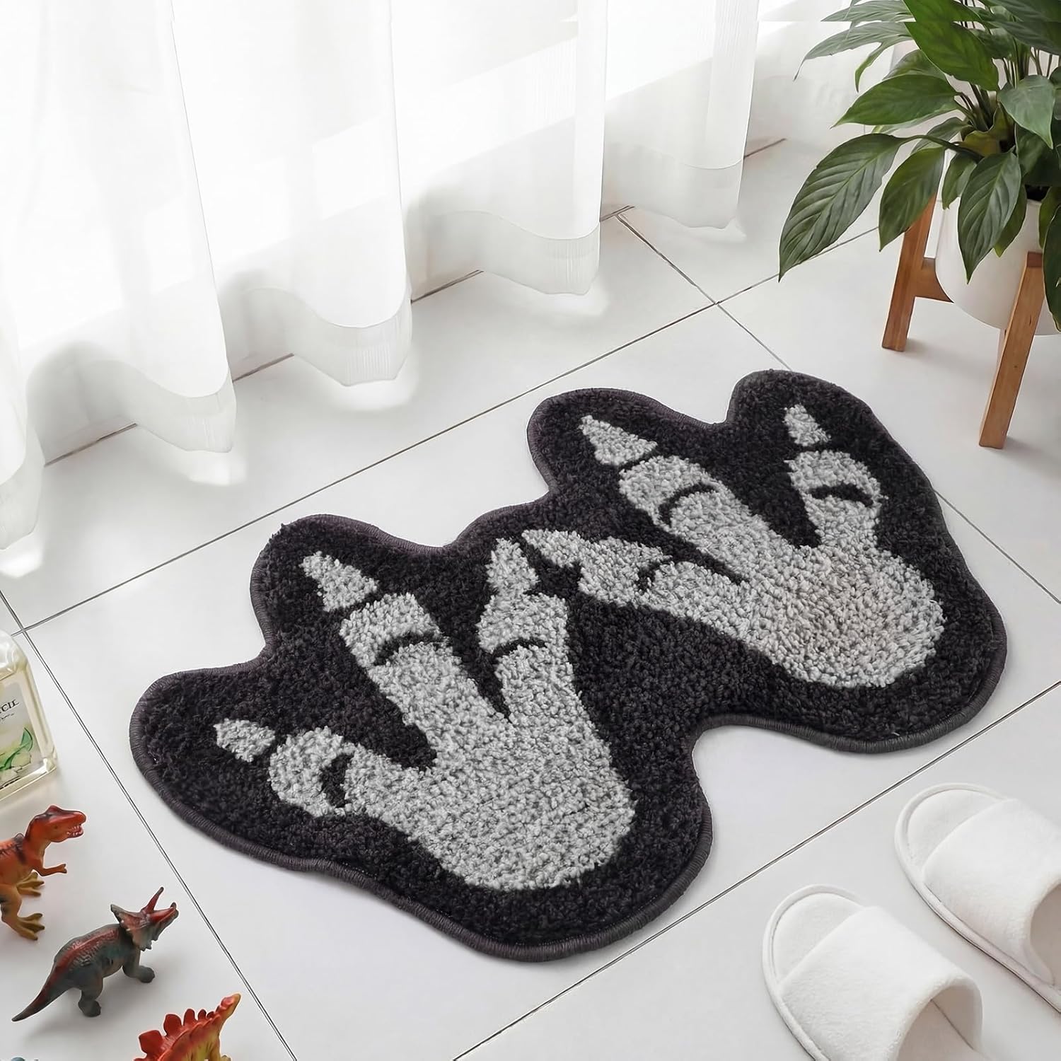 Tinideya Dinosaur Footprints Bath Rug 24 x 16 Inch Tufted Cotton Bath Mat Non Slip Gray Microfiber Rug Machine Washable Floor Mat for Boys Bathroom Shower Bedroom Decor