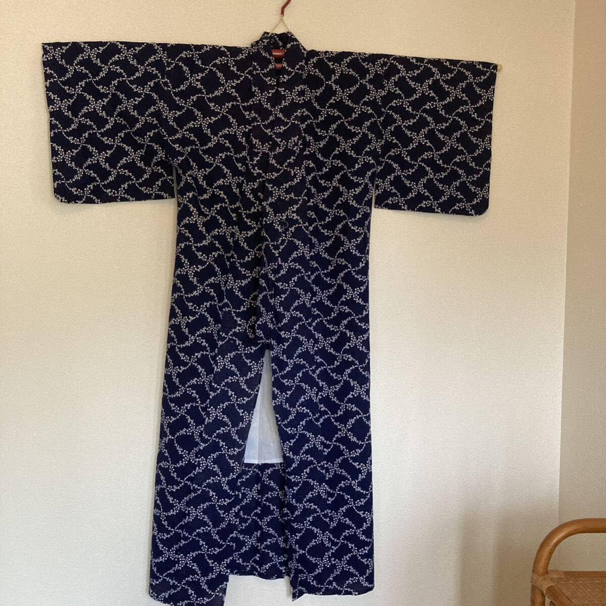 ◇ノー皺加工最高級カルキュロ◇黒菊桜モダン浴衣◇しわにならない浴衣