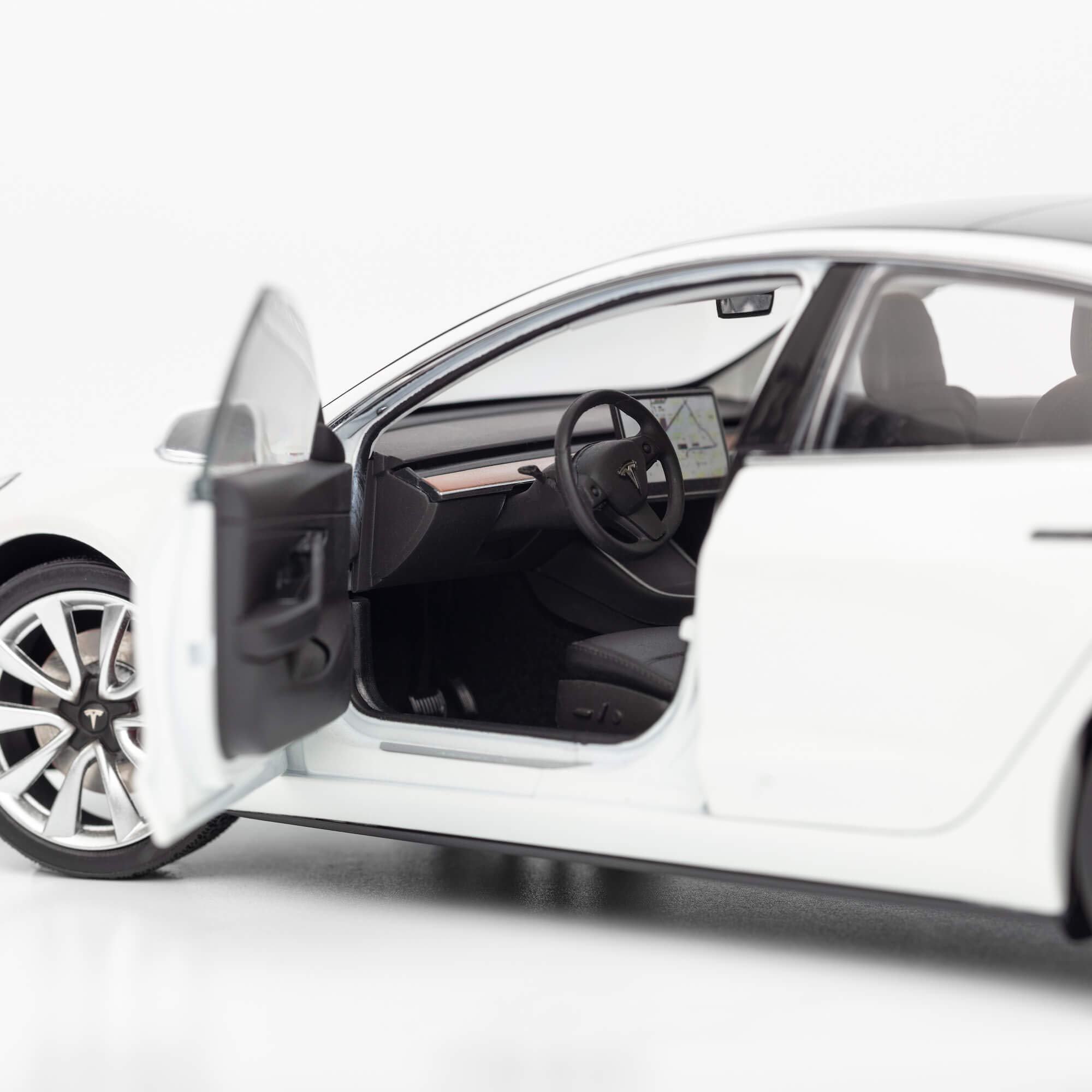 Buy Tesla Diecast 1:18 Scale Model 3 - Pearl White Online at Low