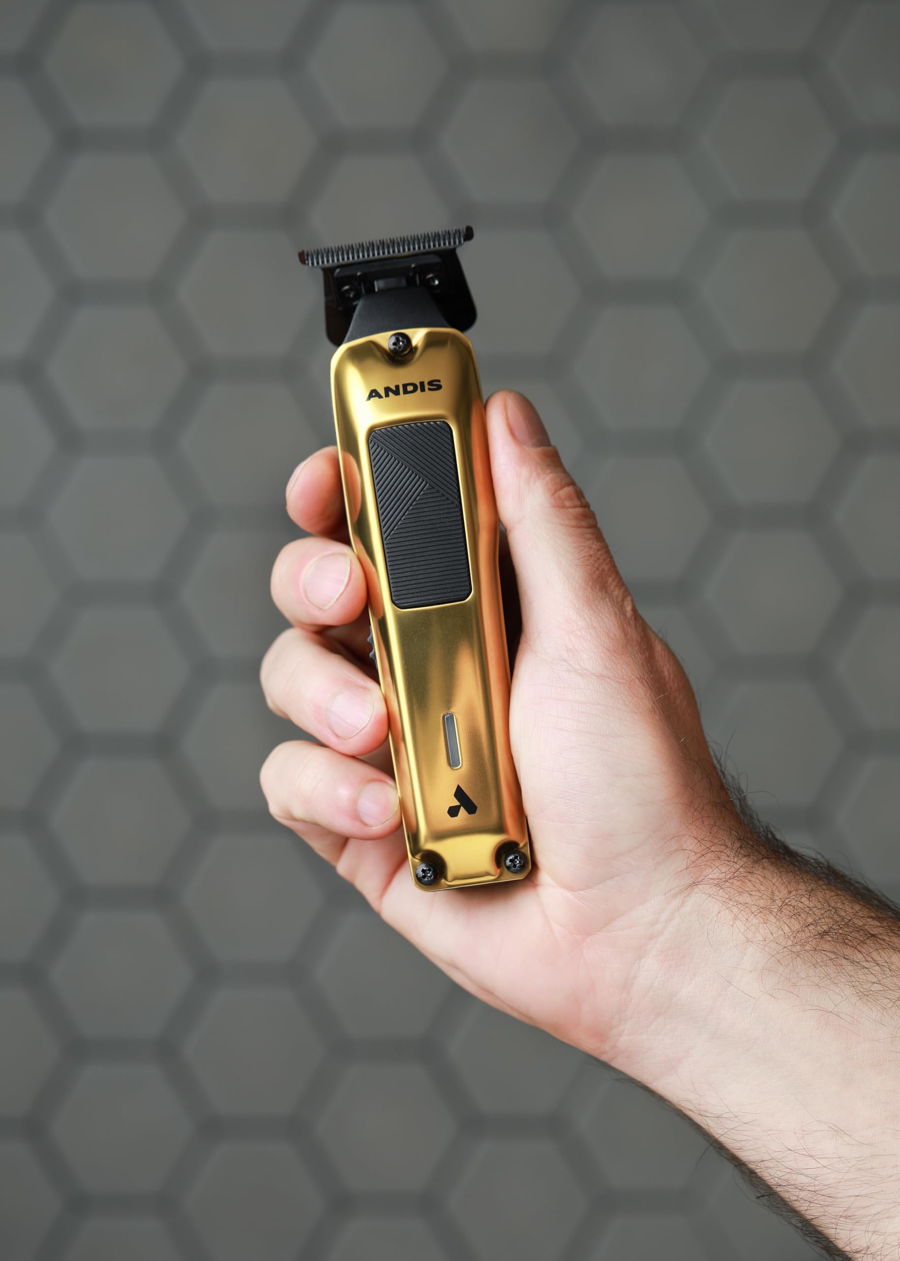 Andis 562119 Phenom Professional Cord/Cordless Lithium-ion elettrico per barba e capelli con supporto di ricarica, oro
