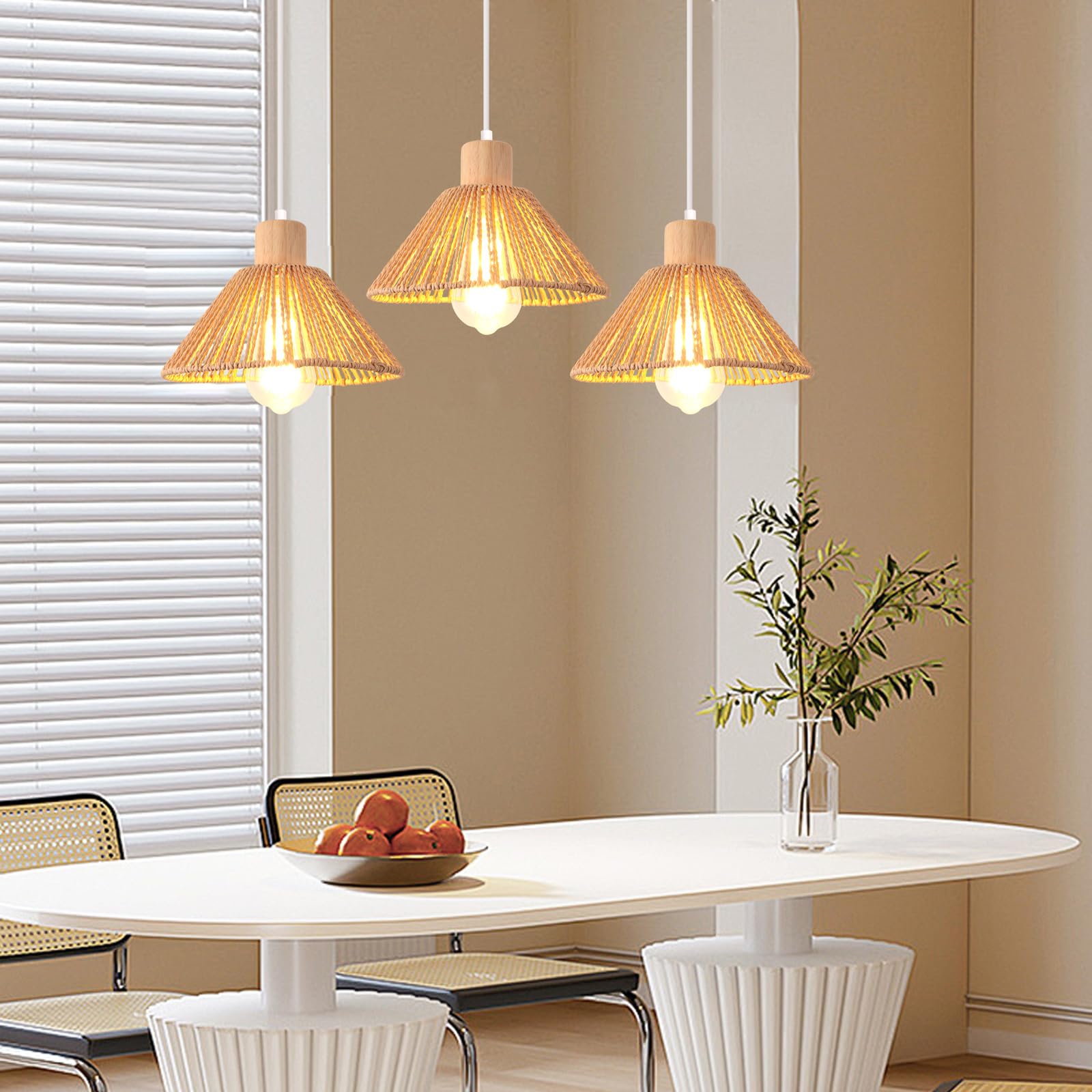 iDEGU 3 Lampes Suspension Luminaire en Rotin et Bois Vintage 22cm Plafonnier Abat-jour Tissage Lustre Style Bohème Rétro E27 Suspension pour Salle à Manger Salon Cuisine Restaurant (Barre, Marron)