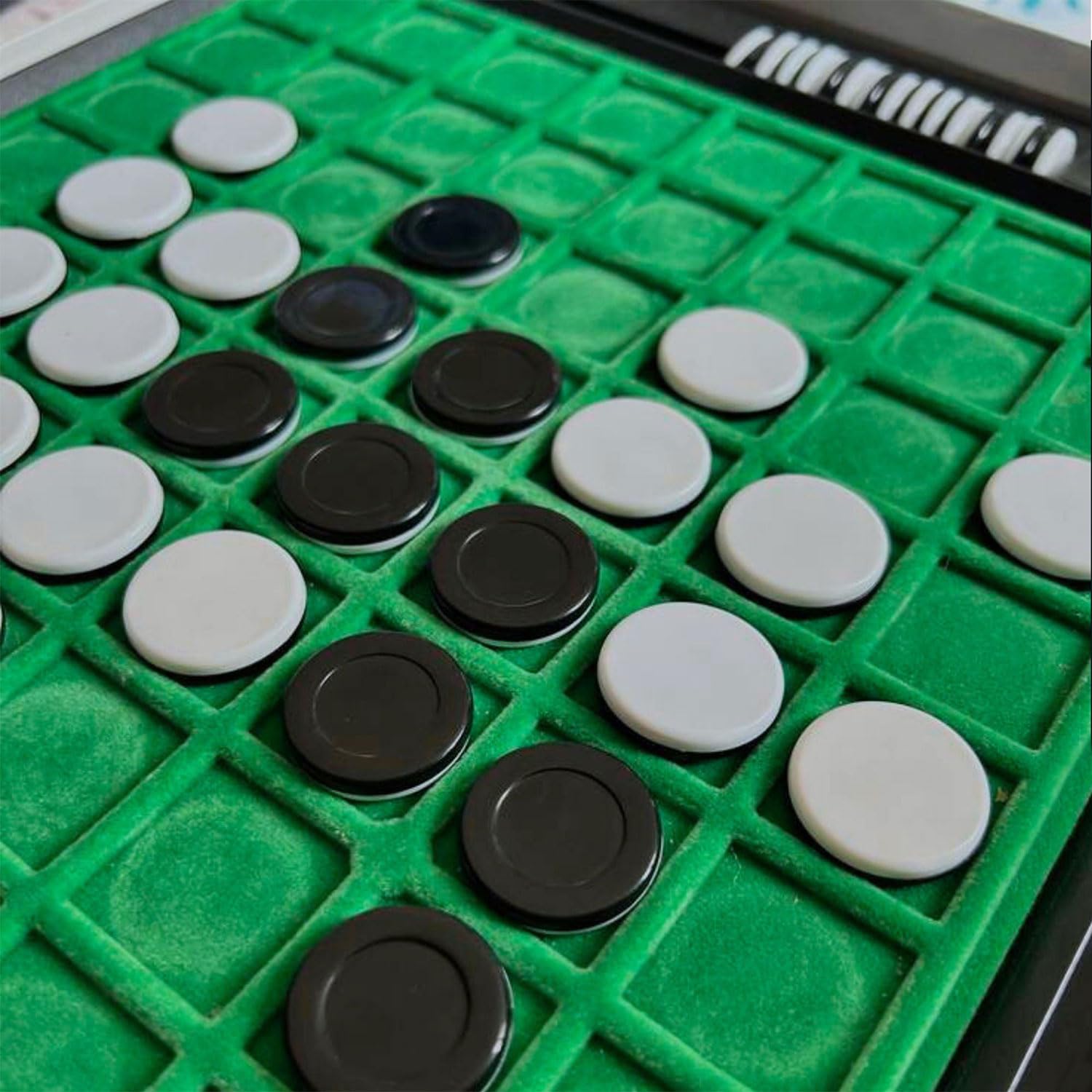 Othello Classic Strategy Board Game - Full Set for Two Players Perfect for Family Game Nights and Competitive Play - Image 4