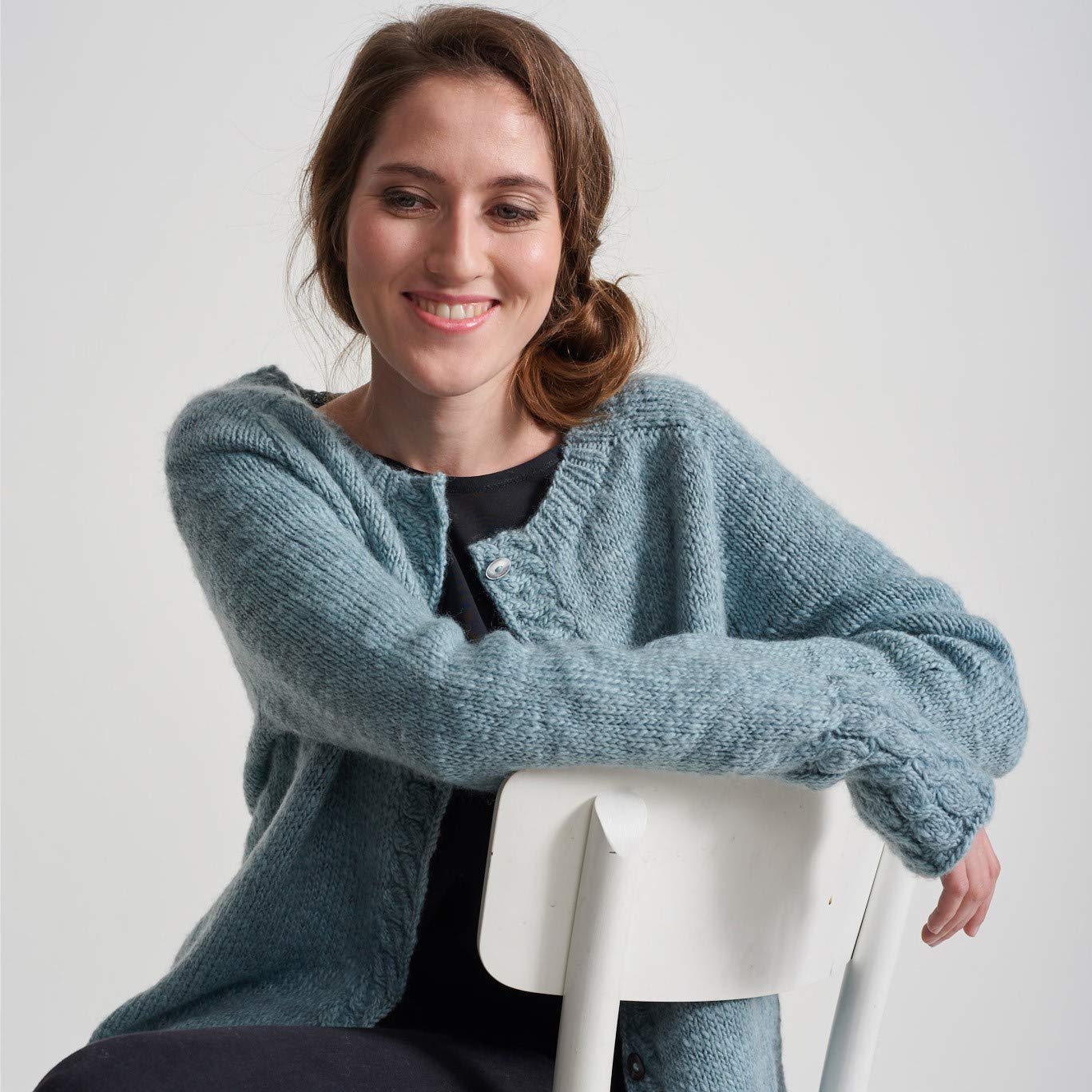 Precious Knits. Stricken ist wertvoll. 16 Strickanleitungen für Pullover und Strickjacken von oben gestrickt. Top Down Stricken leicht gemacht! Einfache Raglanpullover oder anspruchsvolle Modelle.