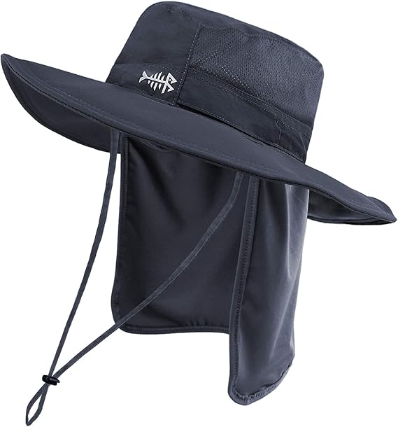 El sombrero de pesca Bassdash UPF 50+ es resistente al agua y cuenta con una solapa de cuello desmontable. Con material de secado rápido y ajuste ajustable, es ideal para actividades al aire libre.