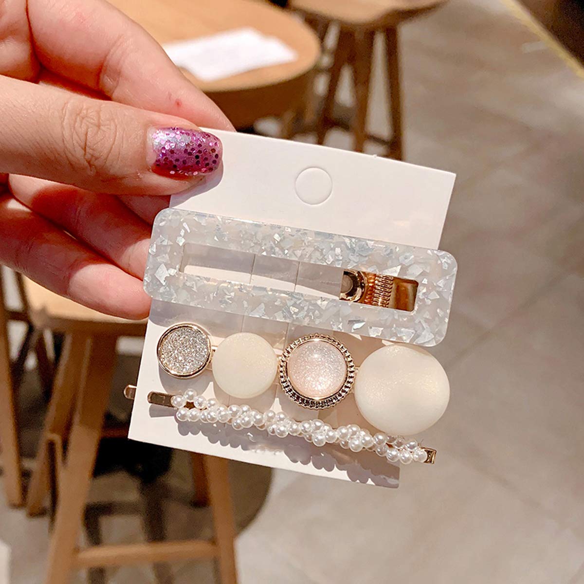 Delicated Pearl Hairclip, Elegant Accessory
