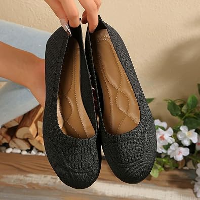 Women's Casual Comfortable Slip On Flat Shoes Breathable Soft Sole Everyday Wear Lightweight Walking Sneakers for