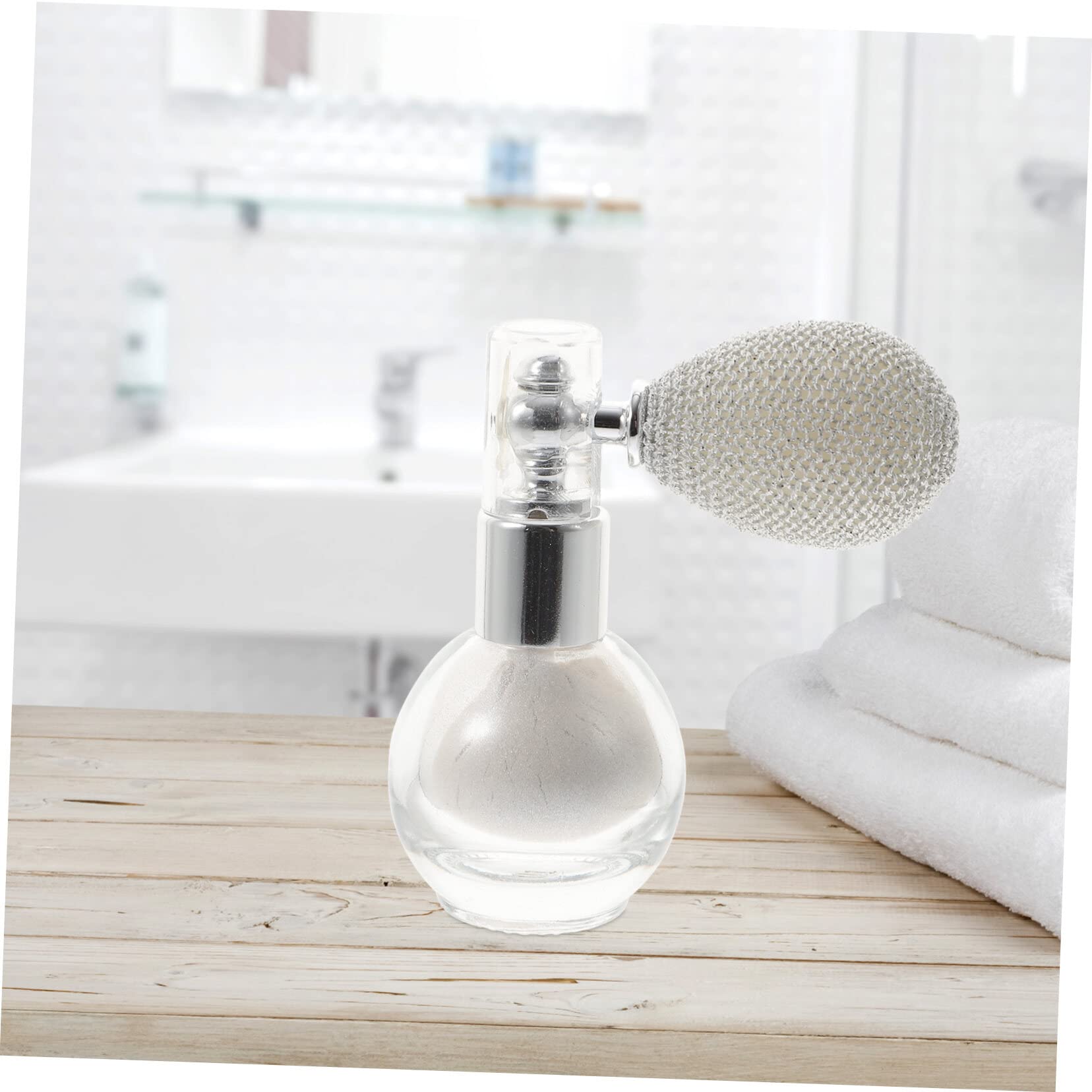 くま♡新品未使用 エルメス ラメパウダー エルメス ビューティの限定フェイスパウダーをスウォッチ！ 精緻