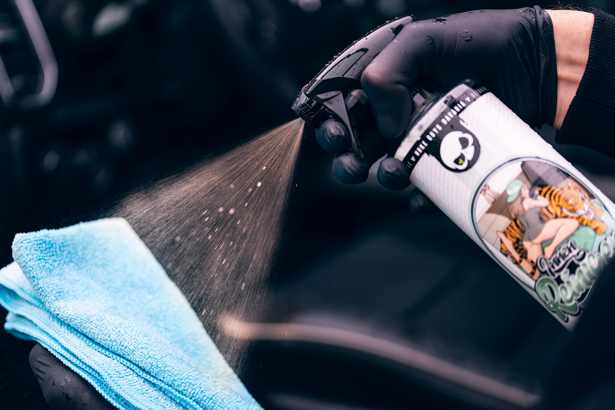 Nuke Guys Set de lavado profesional para el lavado de manos óptimos – Gold Bucket 3,5 GAL + Grit Guard + champú grueso 500 ml + gel para llantas 1 L + limpiador interior 500 ml + paño seco + guante de