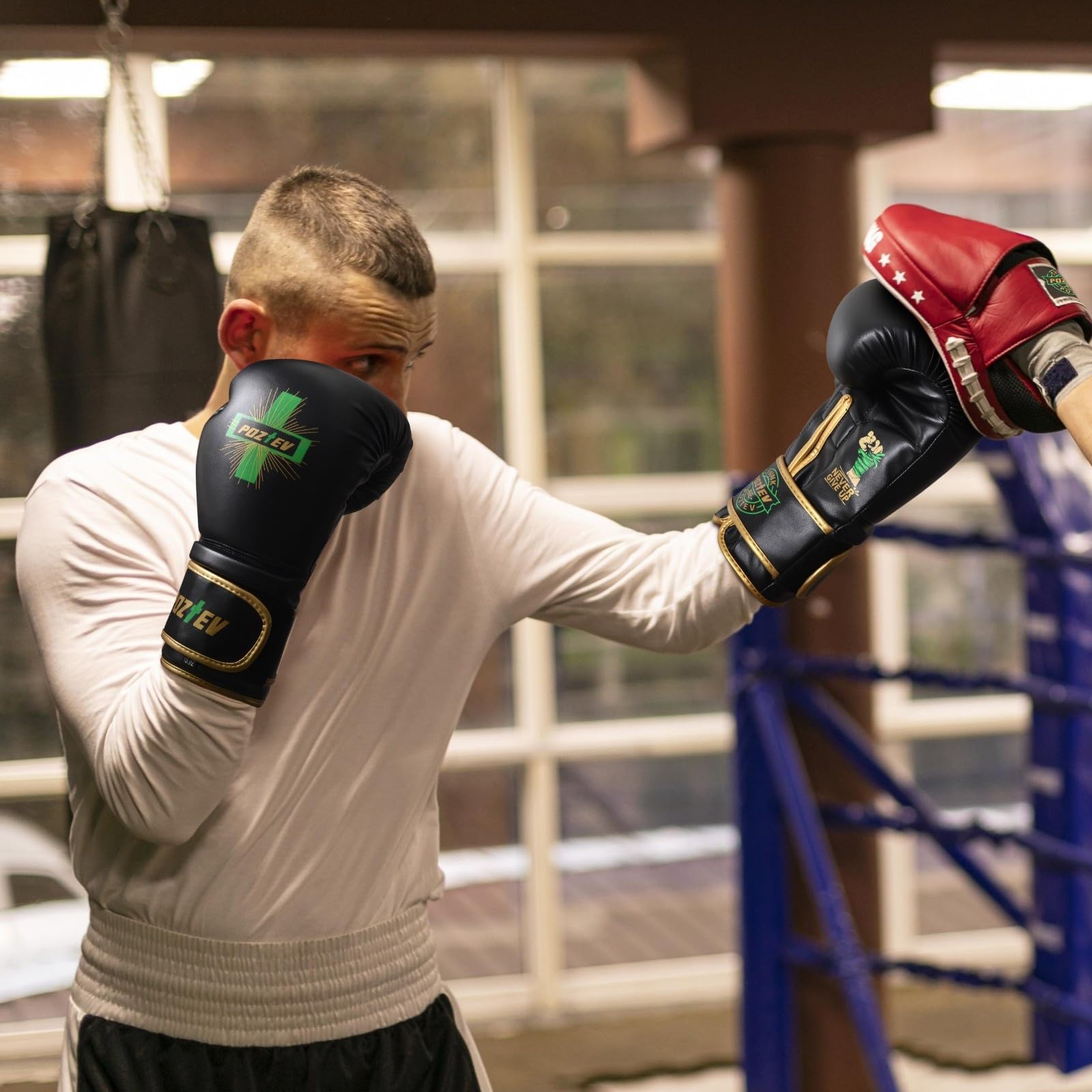 Guantoni da boxe per uomini e donne, guanti da allenamento professionali per sparring, allenamento con sacco pesante, guanti da Muay Thai Focus Mitts sacco da boxe ideali per MMA e kickboxing
