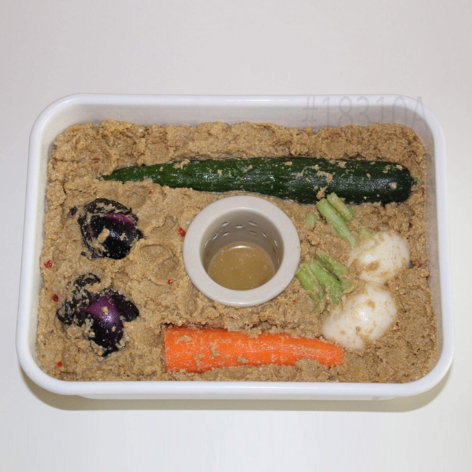 Fuji Hollow NK-201 Enameled Pickles Container, Little Bran Pickled Container, 0.9 gal (2.8 L)