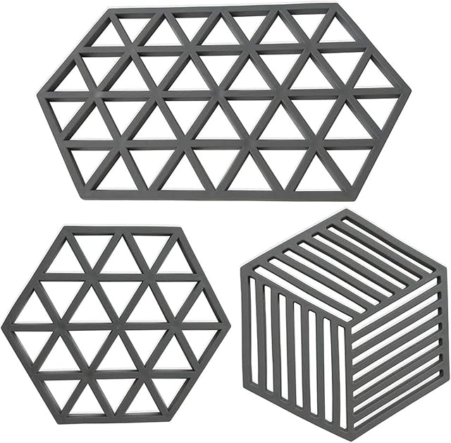 Contiup 3 Pcs Soft Silicone Drying Mat Multi-Use Trivets Non-Slip Drink Coaster Reusable Cup Mat Insulated Pad Flexible Durable Trivets For Kitchen Worktops (Gray)