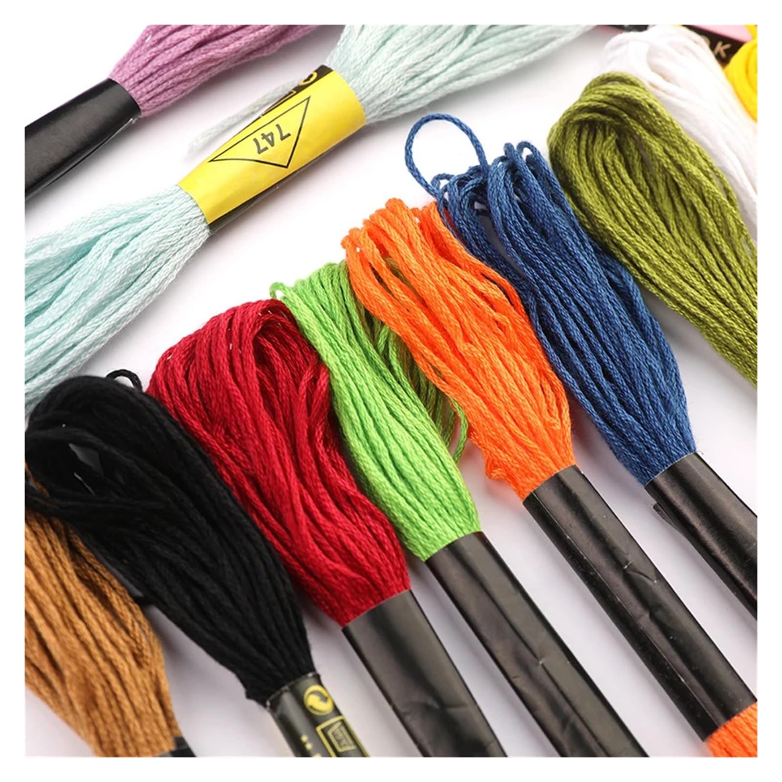 Stickgarn 50/100/150/447 Stück Kreuzstichgarn, 8 Meter pro Strang, Sticktwist, Heimnähen, Bastelgarn, DMC-Farben-Nähgarn(447pcs)
