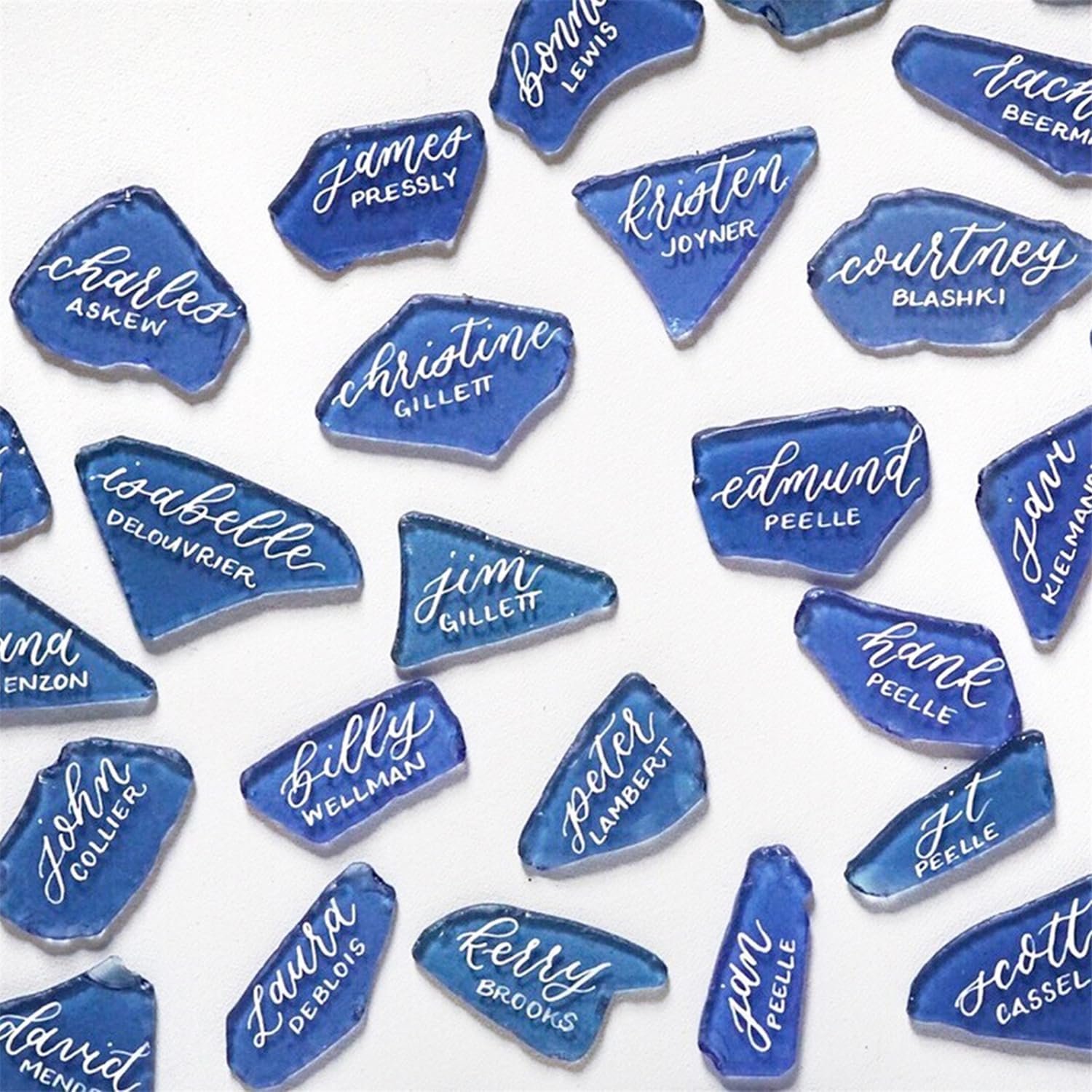 Blank Irregular Shaped Pieces Sea Glass Place Cards DIY Name Cards for Beach Wedding, Banquets Dinner Party Events Decoration (20pcs,Light Green)