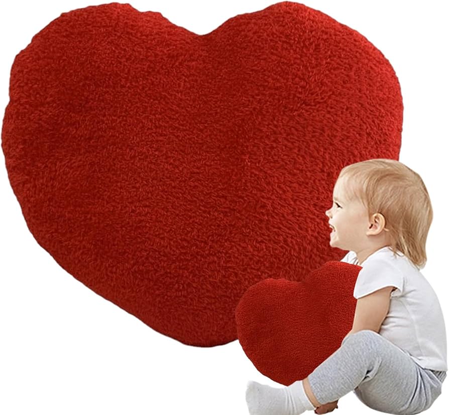 Amazon｜抱きしめるハート枕、かわいいハート型クッション、ラブハート