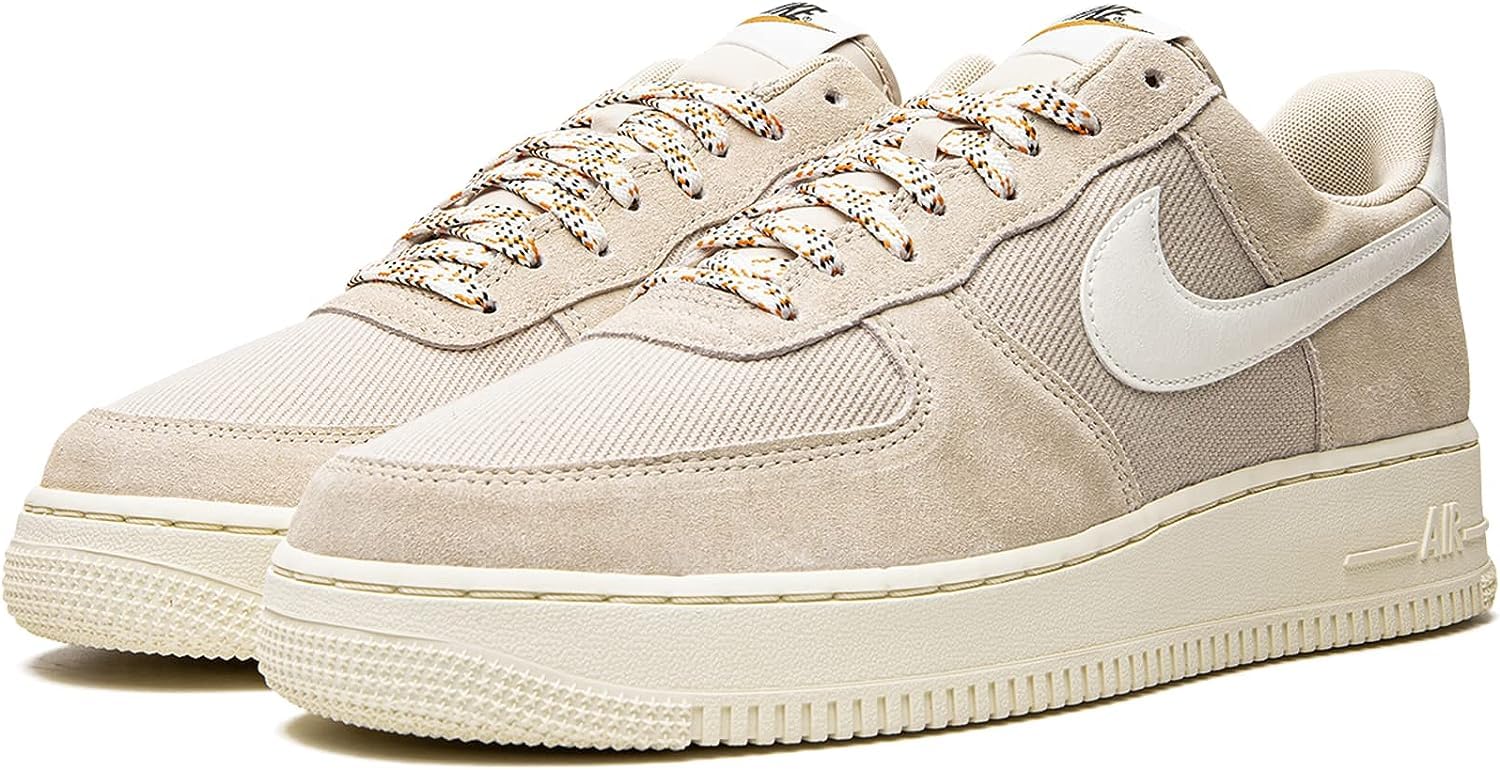 Nike Air Force 1 '07 LV8 - Tenis para hombre, Ratán, ratán, naranja alfa, vela, 44.5 EU