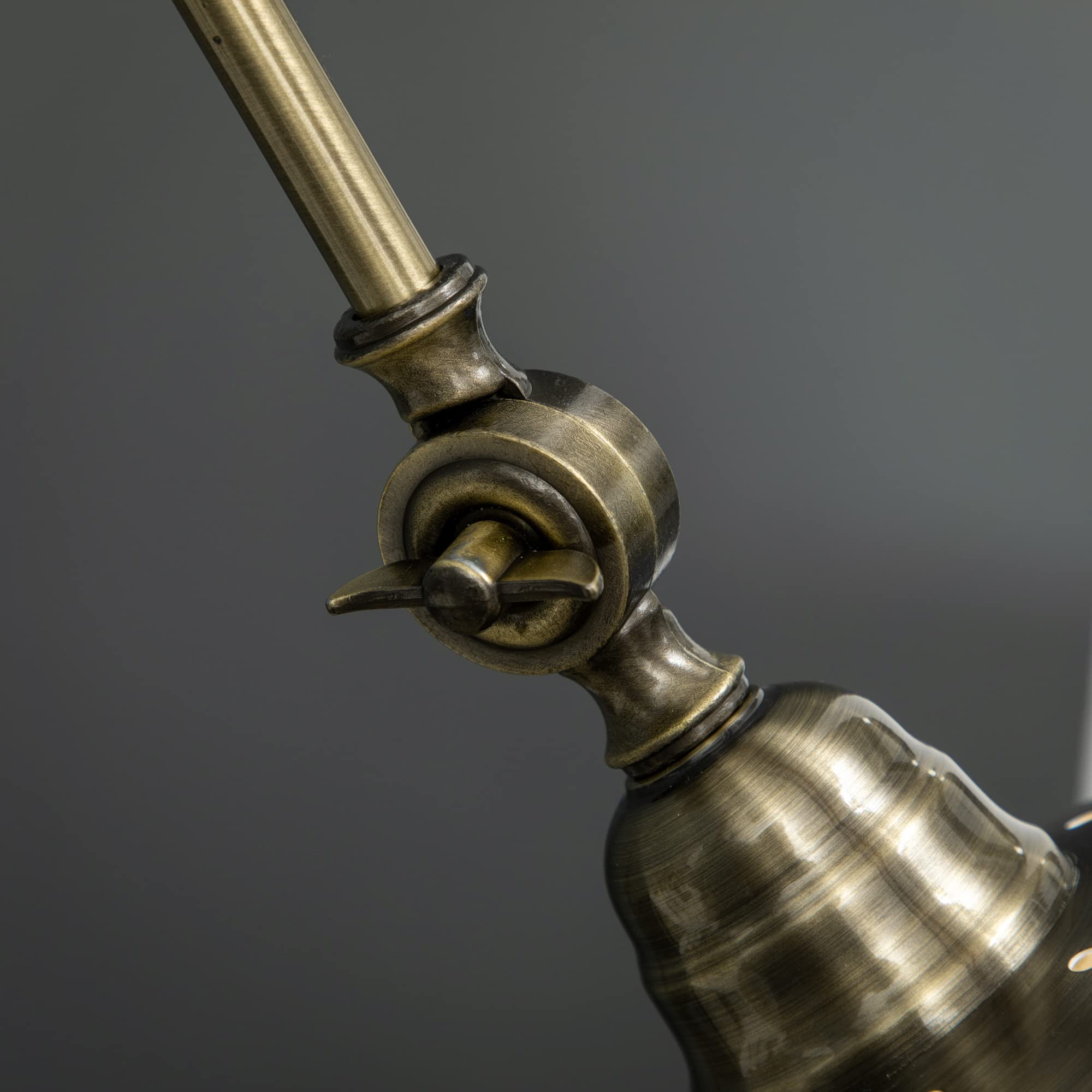 HOMCOM Stehlampe, Stehleuchte mit verstellbarem Lampenschirm, 40 W, Bogenlampe mit E27 Fassung im Retro-Design für Wohnzimmer Schlafzimmer, exkl. Glühbirne, Bronze
