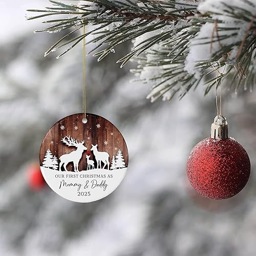 Miniatura 5 de Nuestro Primer Navidad Como Mami y Papi 2025 Adorno de Cerámica de Reno, Regalos para Nuevo Papá Mamá Padres Bebé Recién Nacido, Recuerdo Primera