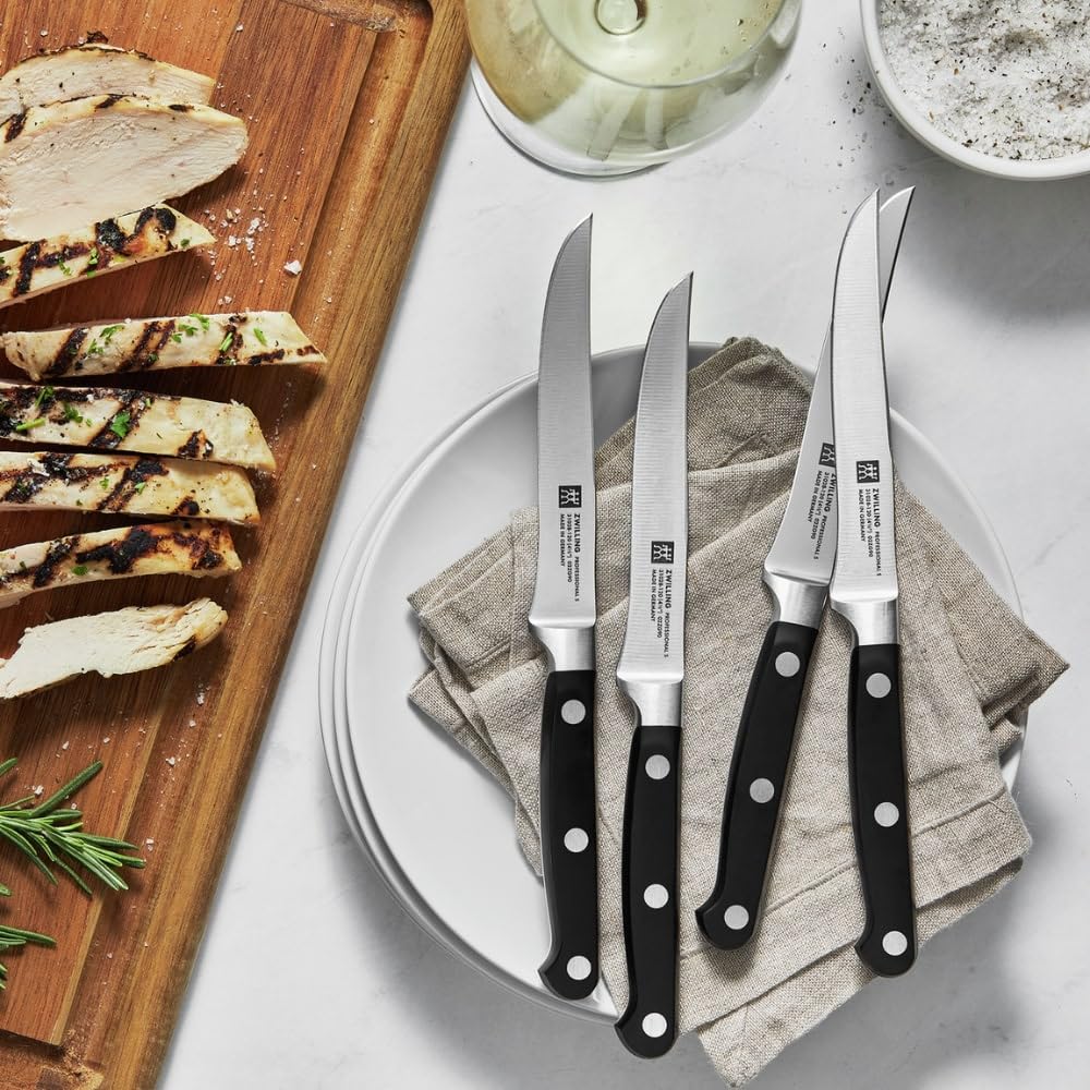ZWILLING Set de Couteaux À Steak (4 pièces), Longueur : 33 cm, Acier Formule Spéciale, série Professional S
