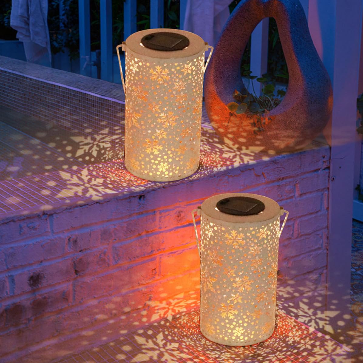 Lanterna Solare da Esterno in Ferro Bianco per Giardino e Cortile