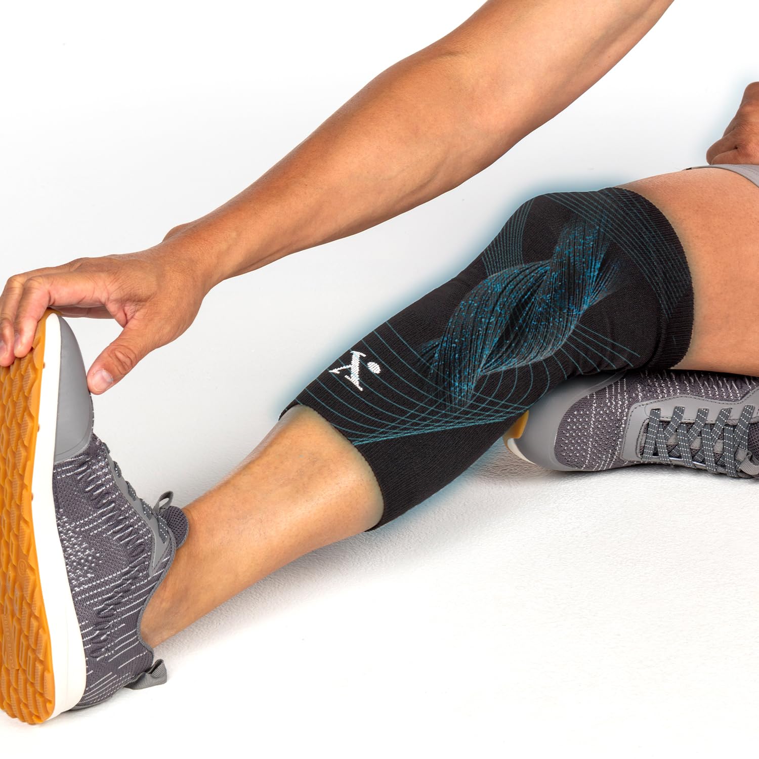 Nufabrx Pain Relieving Medicine + Compression Knee Sleeve/Brace / 150+ Hours of Use/One Size/Made in the USA