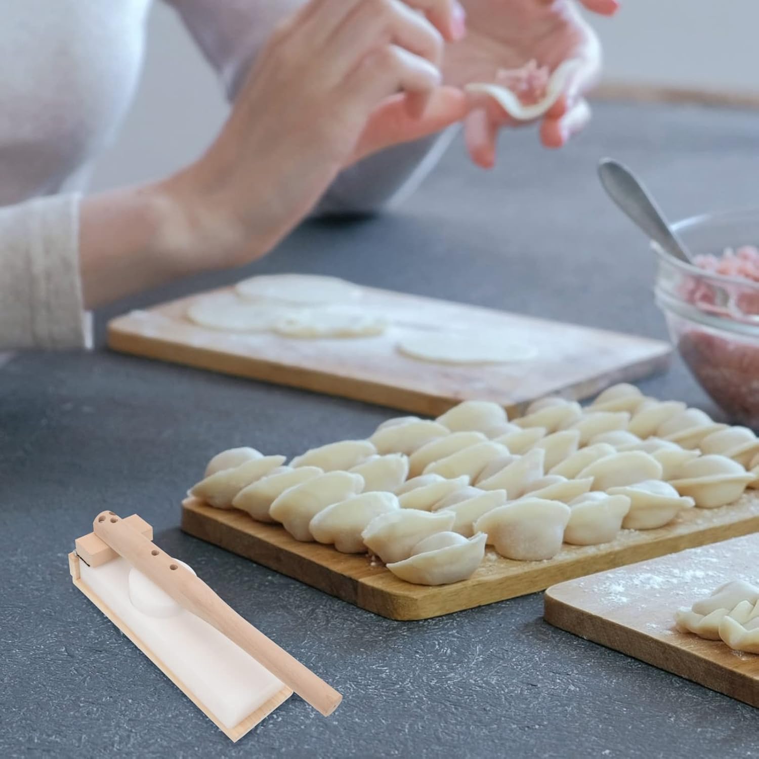 GANAZONO Pastry Wrappers Mold Dumpling Skin Mold Presser Sturdy Handles for Beginners Masters