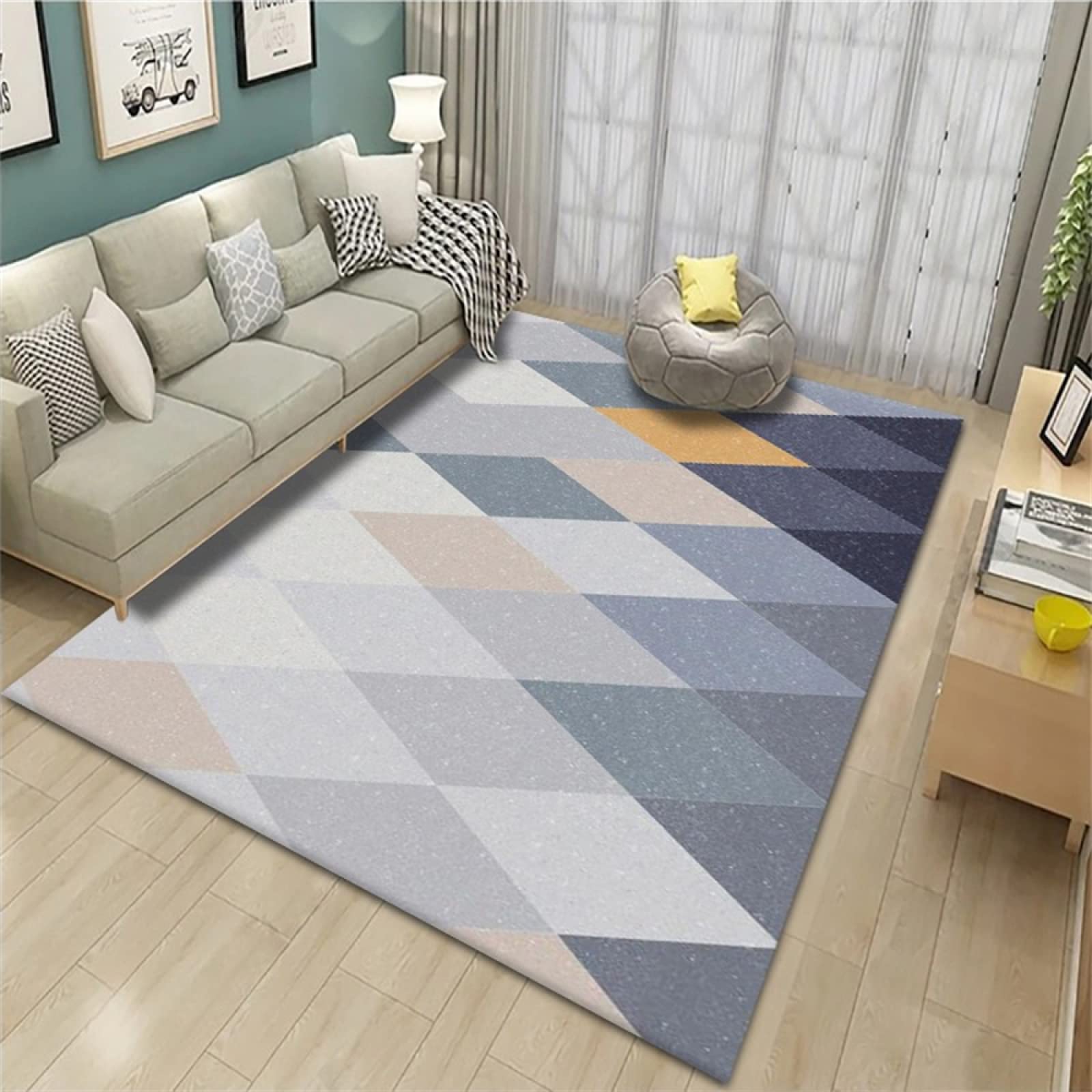 Tapis salon motif géométrique multicolore aux finitions soignées
