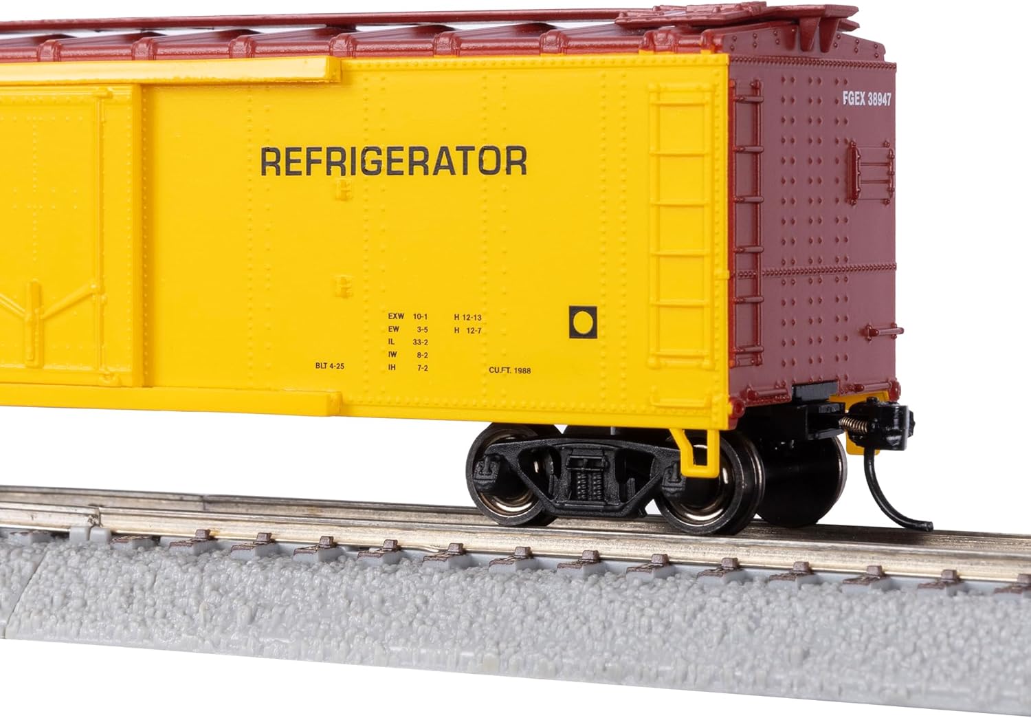 Lionel Fruit Growers # 38947 HO Gauge Model Train Reefer