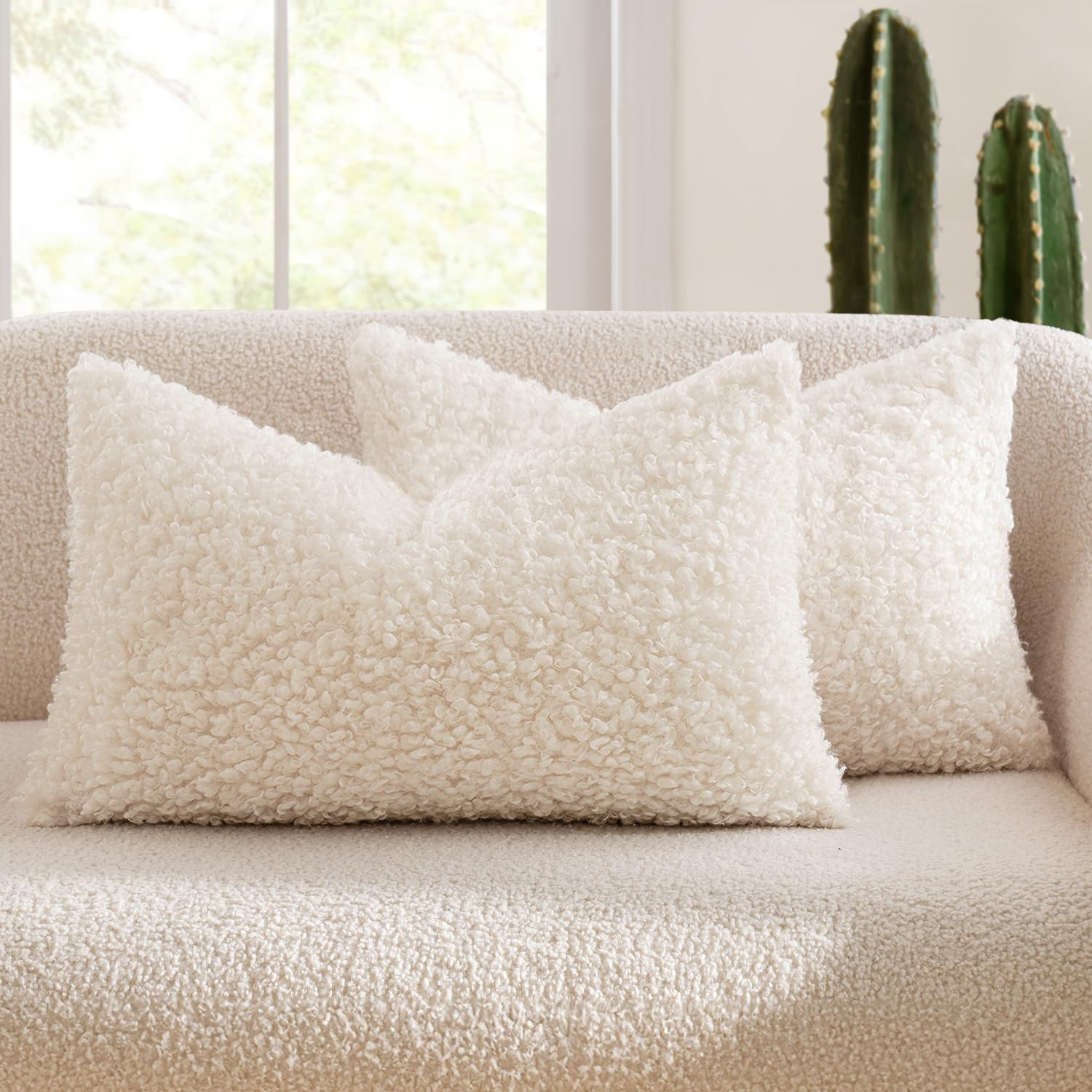 MIULEE Pack of 2 Throw Pillow Covers 12x20 Inch Neutral White Faux Fur Decorative Sherpa Pillow Covers Fuzzy Accent Soft Sheepskin Fleece Cushion Cases for Boho Home Decor Sofa Living Room Couch Bed