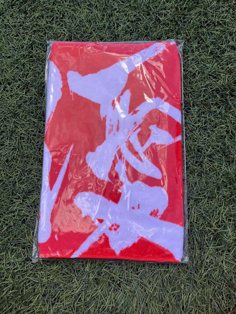 Amazon.co.jp: 優里 ダイナミックロゴフェイスタオル : ホーム